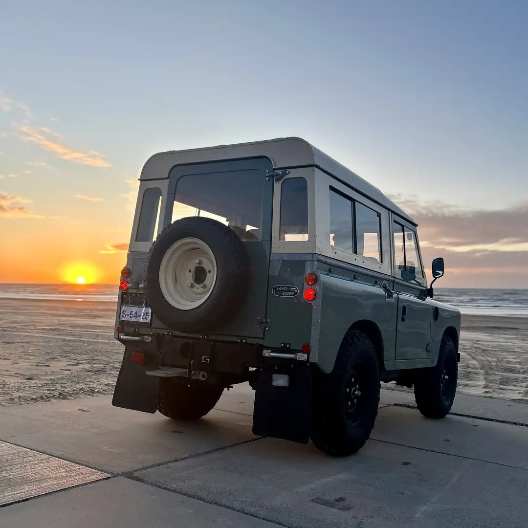 Land Rover Series ‘Nuts & bots restoration CoolNVintage’ style Verde - 2