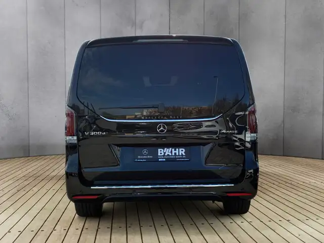 Mercedes-Benz V 300 view 8
