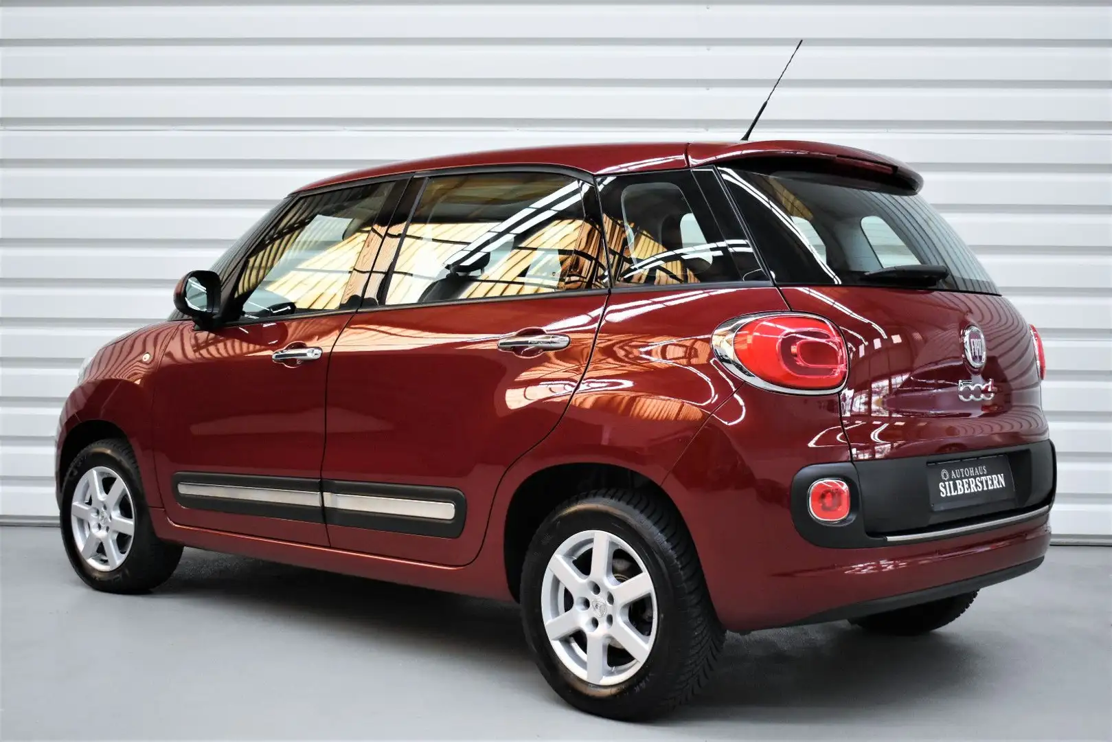 Fiat 500L 0.9 TwinAir Lounge S&S+Panorama+Klima Rot - 2