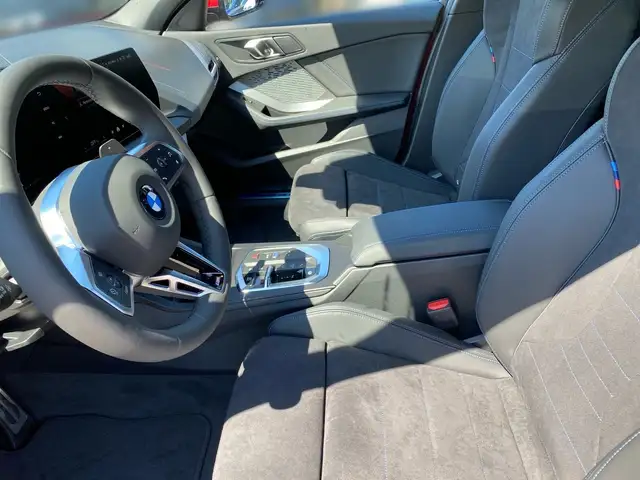 BMW 1 Series view 7