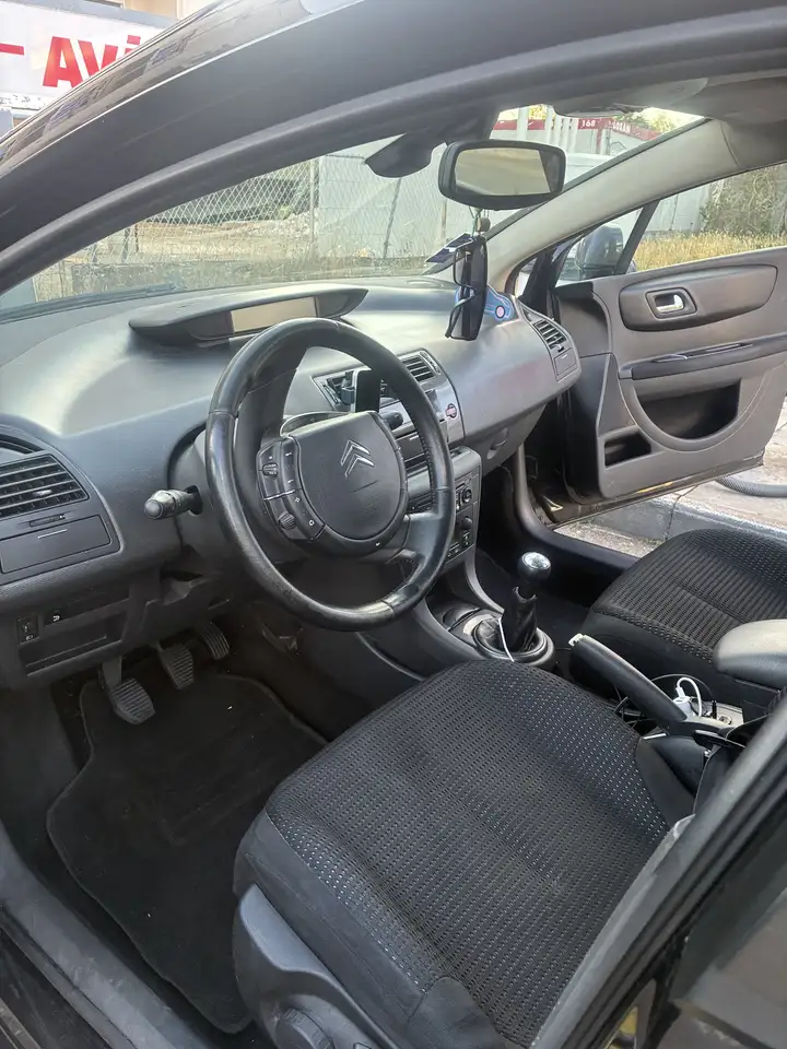 Citroen C4 Berline — photo 5