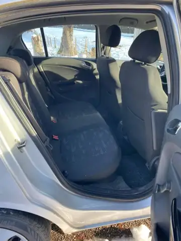 Opel Corsa view 3