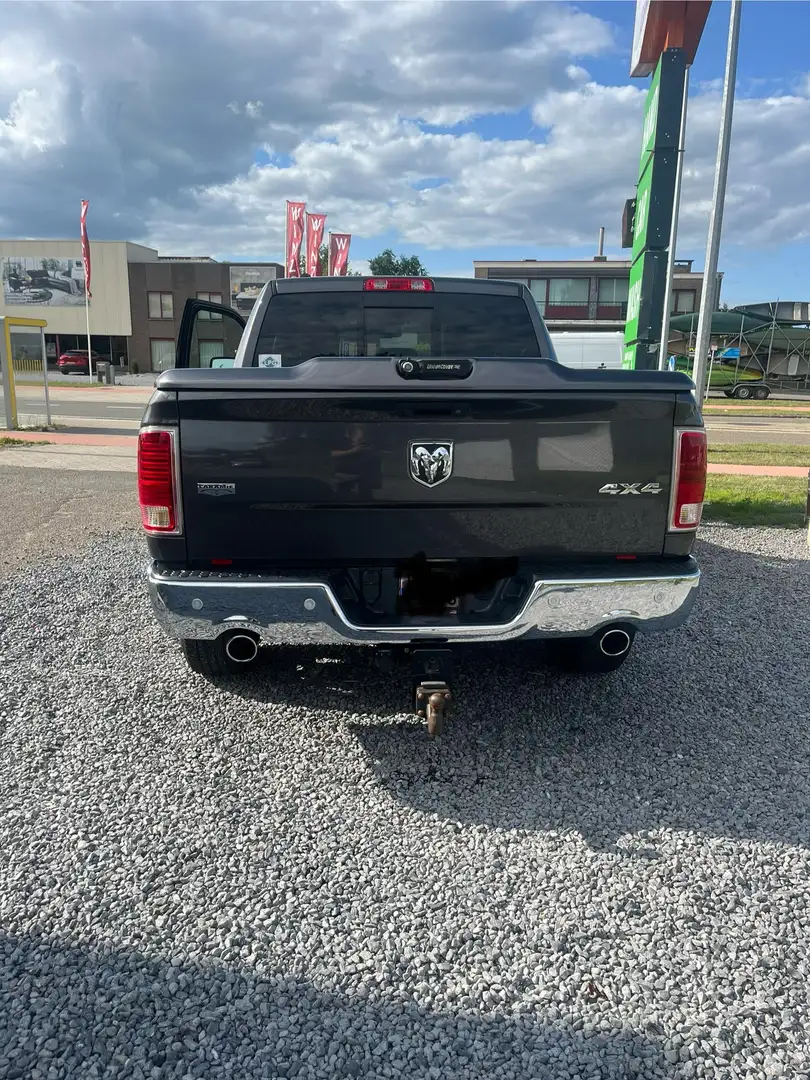 RAM 1500 Quad Cab Laramie - 2