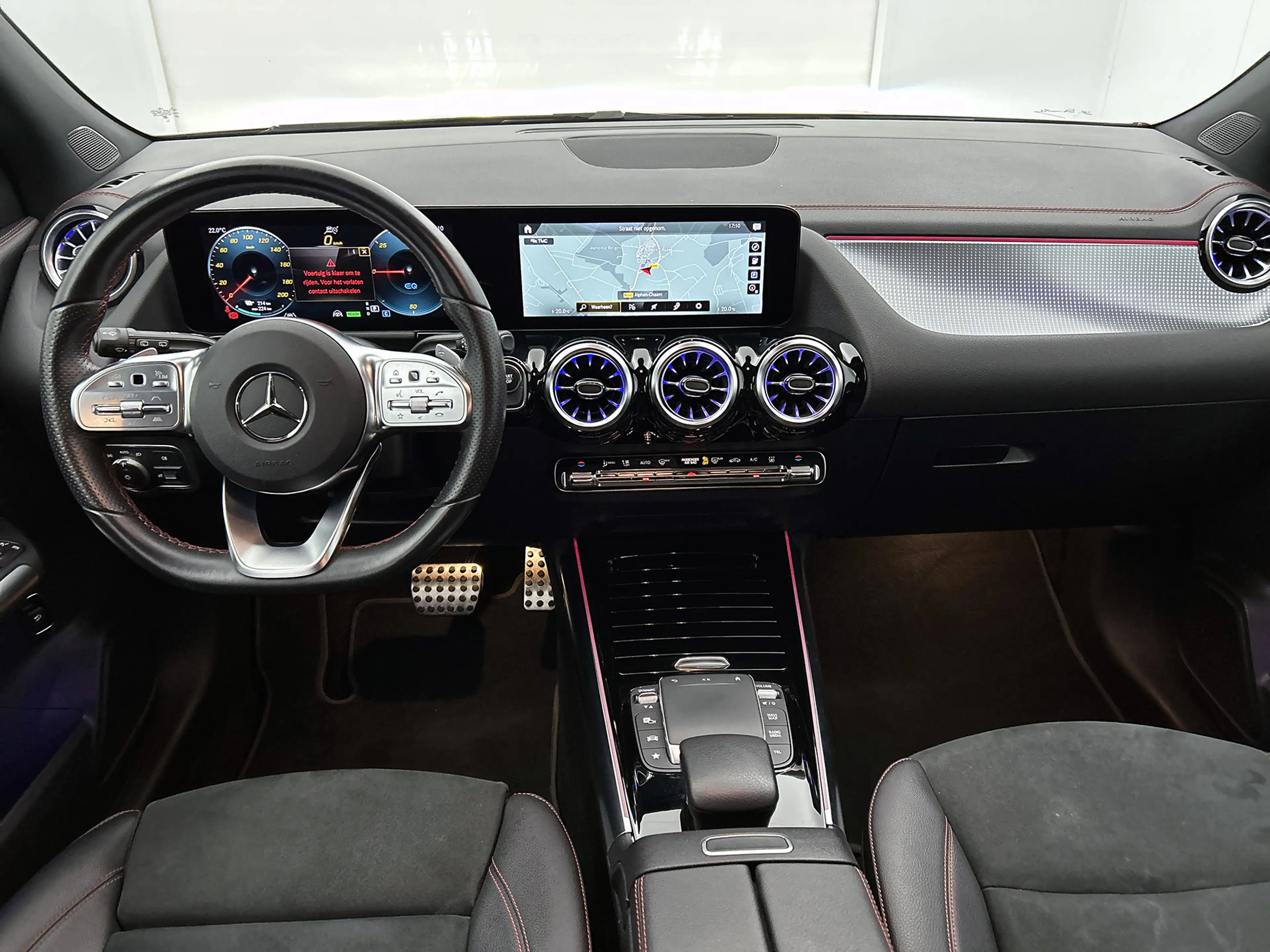 Mercedes-Benz EQA 250 Business Solution AMG 67 kWh | AMG line | MBUX wid — photo 4