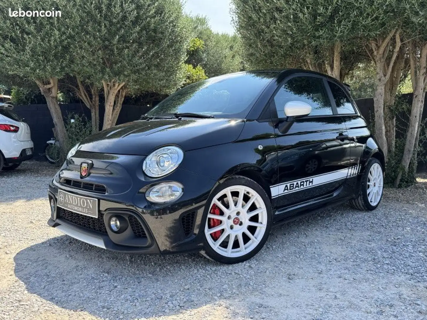 Abarth 500 1.4 TURBO T-JET 180CH 695 ESSEESSE MY21 Noir - 1
