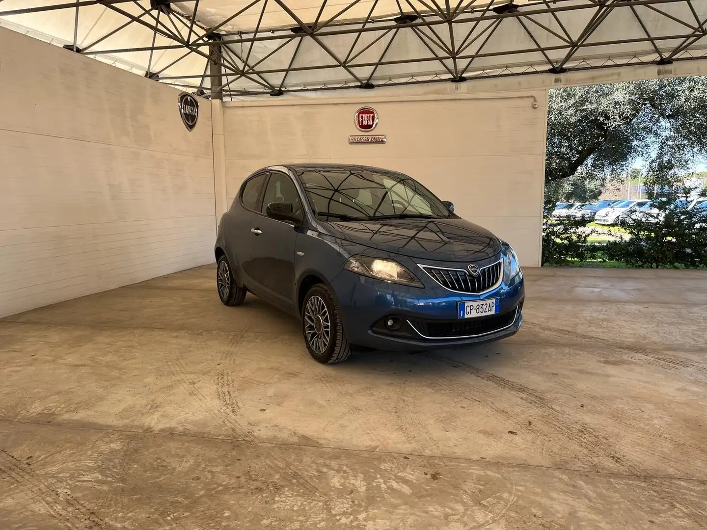 Lancia Ypsilon Ypsilon III 2021 1.0 firefly hybrid Platino s Blu/Azzurro - 1