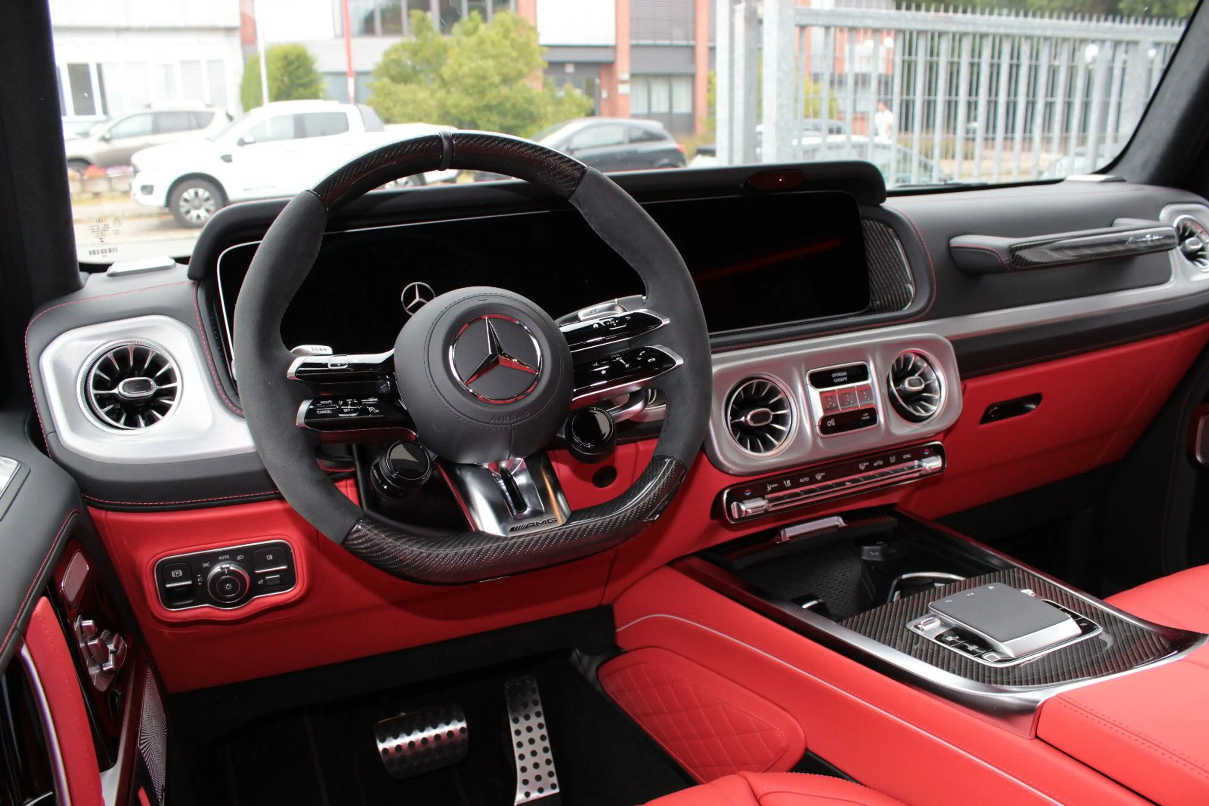Mercedes-Benz G 63 AMG *MY27* *SUPERIOR* *CARBON* — photo 11