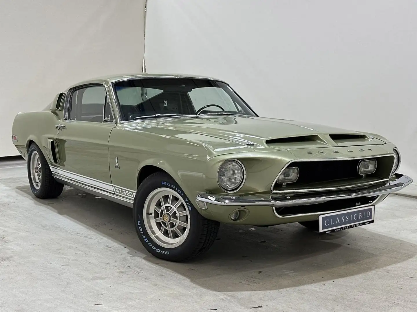 Ford Mustang Fastback Shelby GT 350 Grün - 2