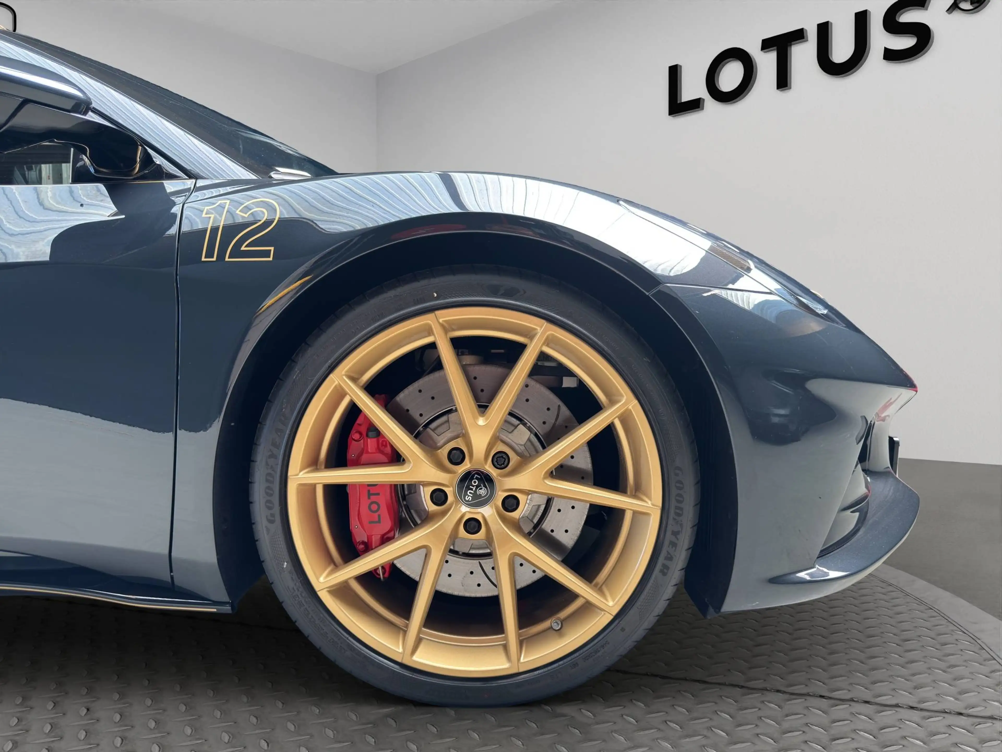 Lotus Emira LIMITED EDITION TYPE 97T - ZWART NAPPA LEDER - 1 OF 12 — photo 12