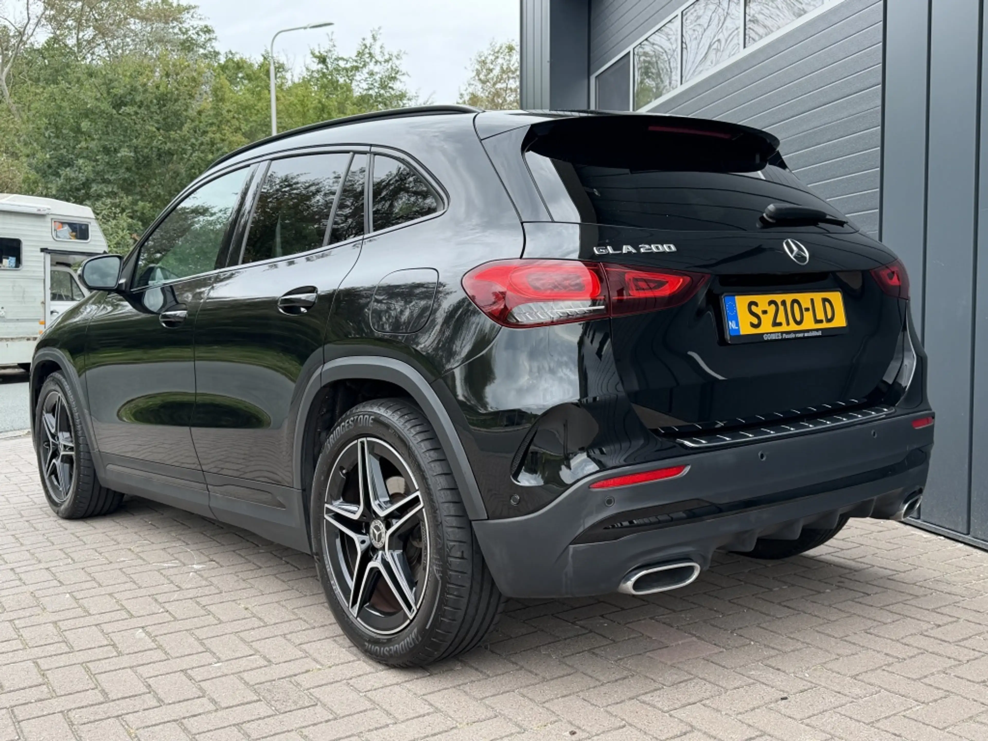 Mercedes-Benz GLA 200 AMG Line Pano*Camera Nieuwstaat ✅ — photo 3