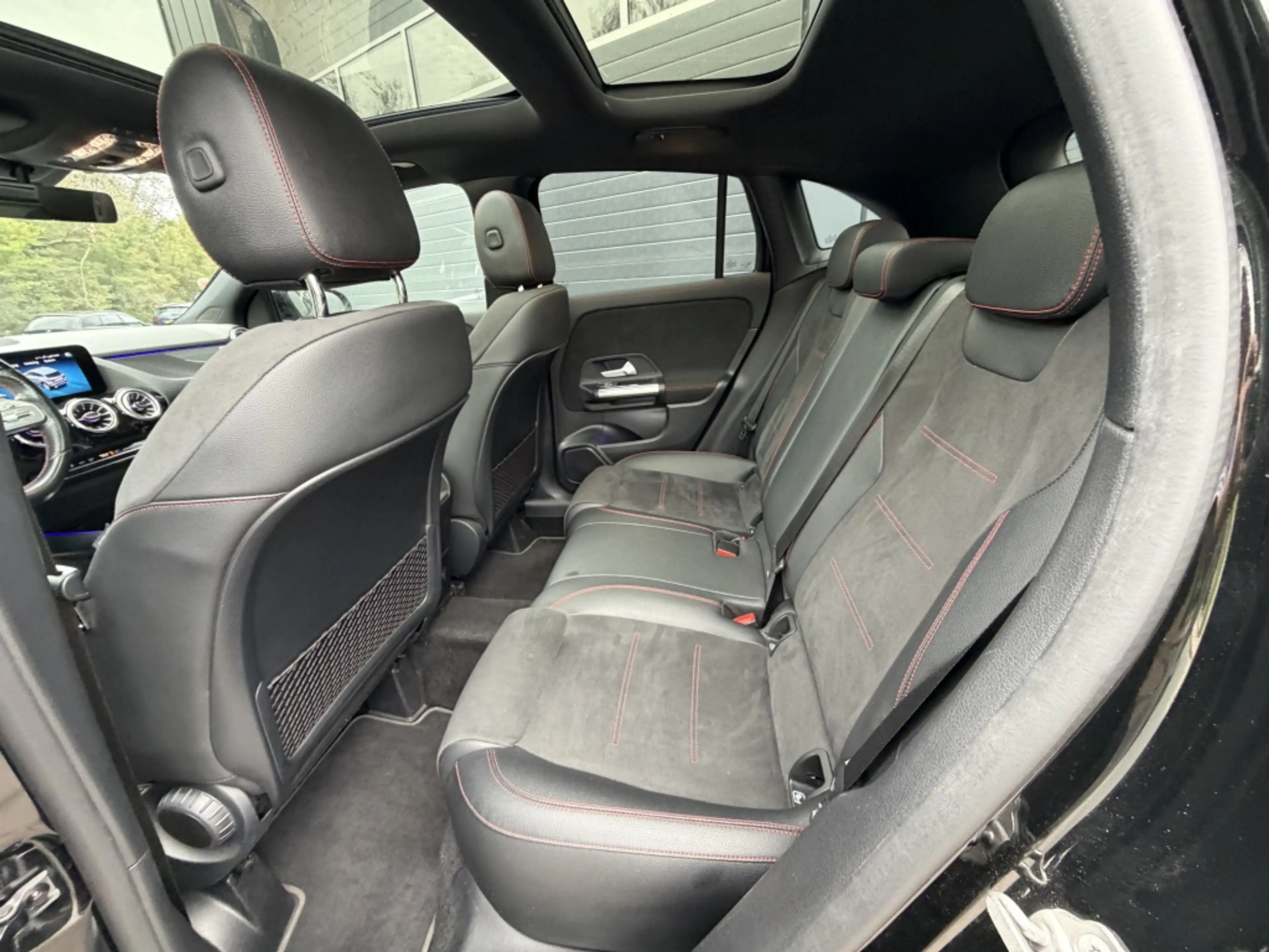 Mercedes-Benz GLA 200 AMG Line Pano*Camera Nieuwstaat ✅ — photo 5