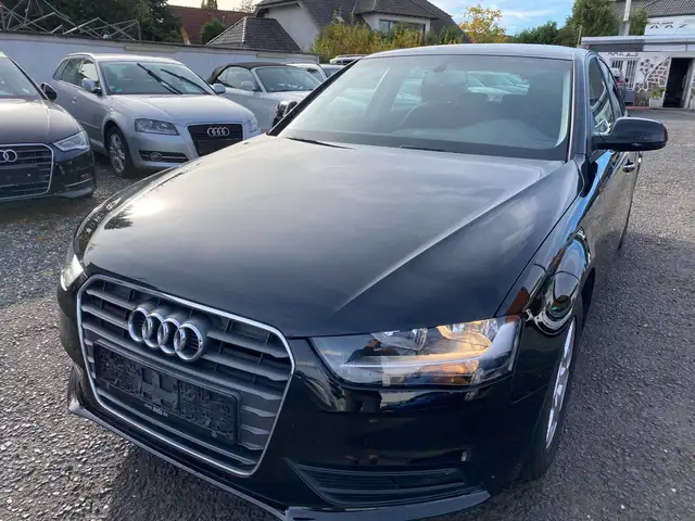Audi A4 Attraction Navi NUR 54000KM original