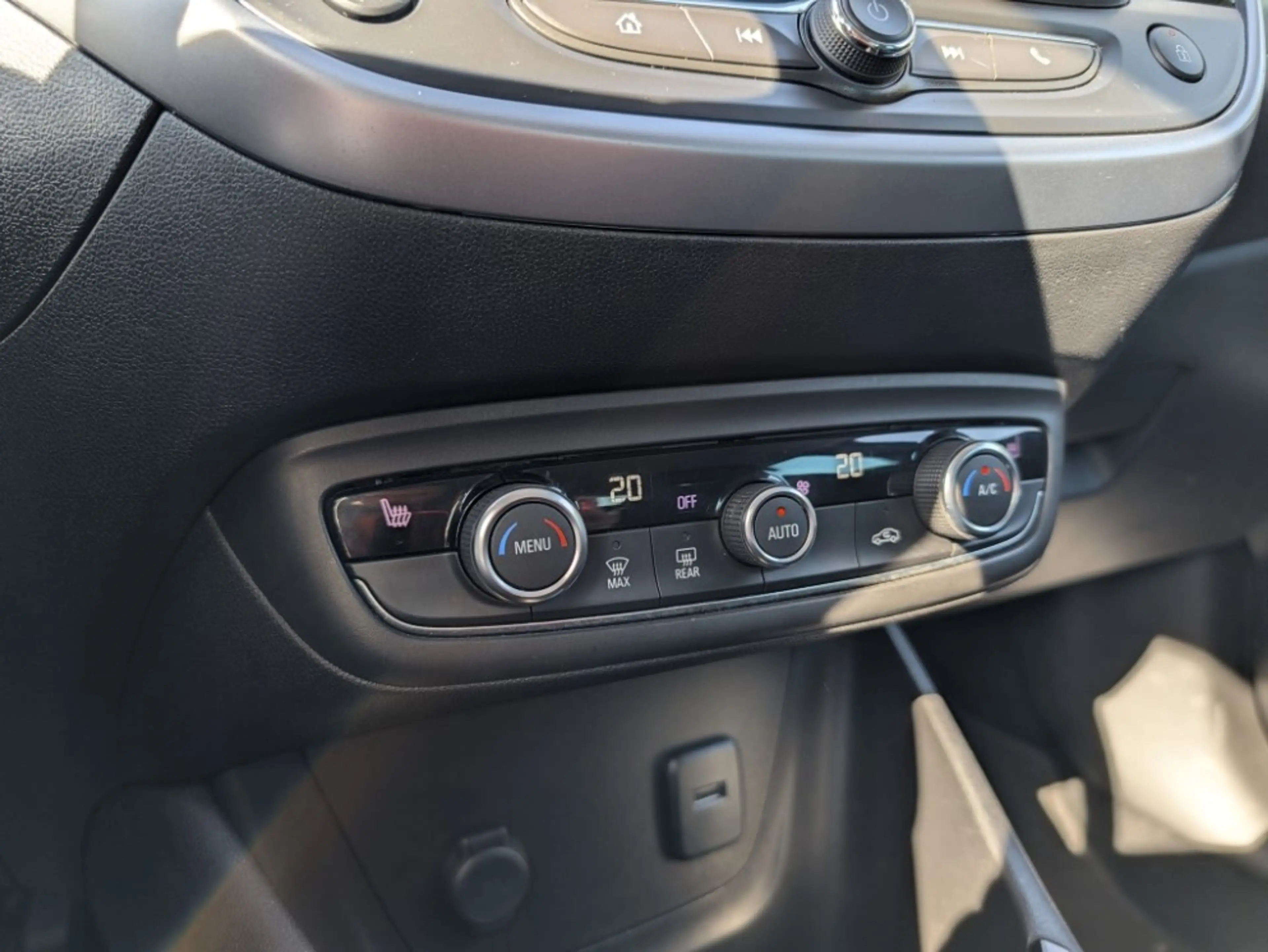 Opel Crossland X 1.2 Edition | 81PK | LED | PDC | Stoelverw. | Clim — photo 13