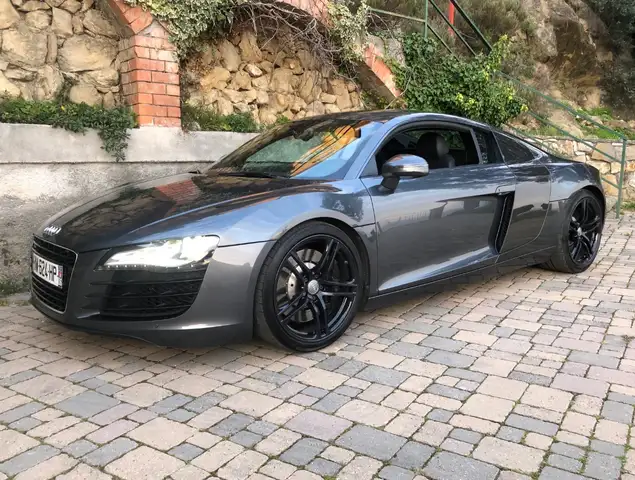 Audi R8 V8 4.2 FSI 420 Quattro R-Tronic ***VENDU***