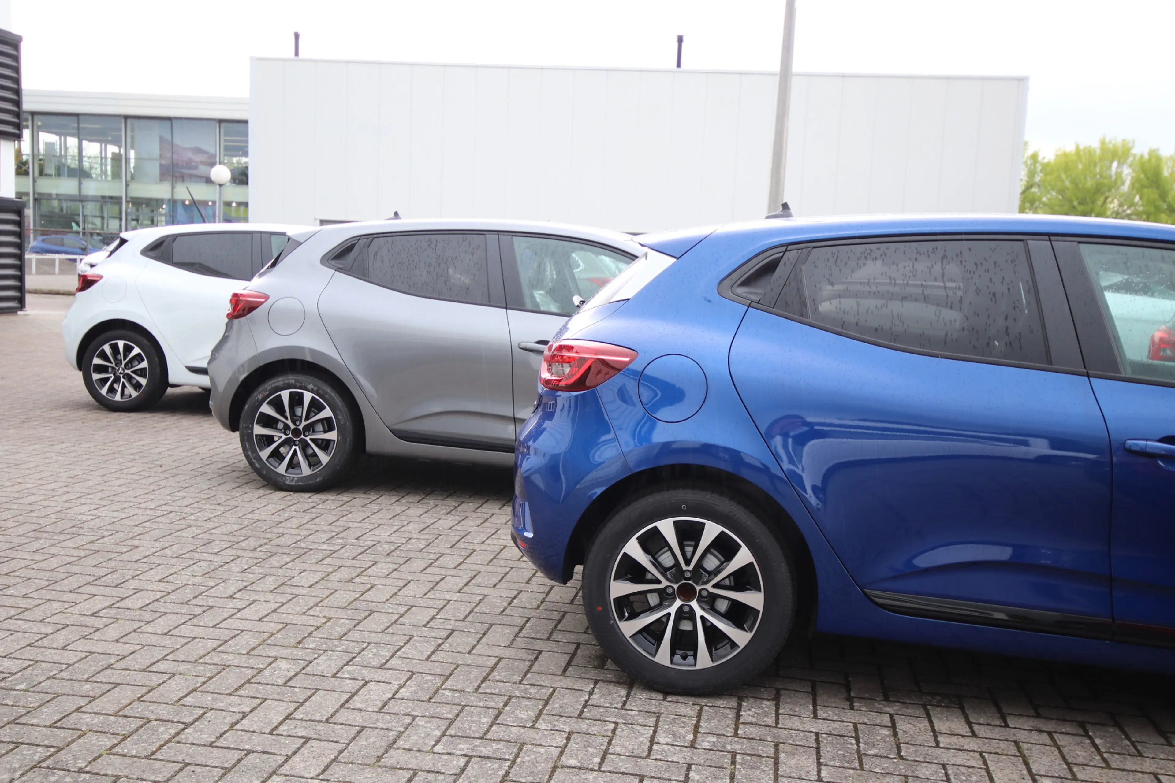 Mitsubishi Colt 1.6 HEV Intense Automaat €4.600 korting! Nieuw uit — photo 9