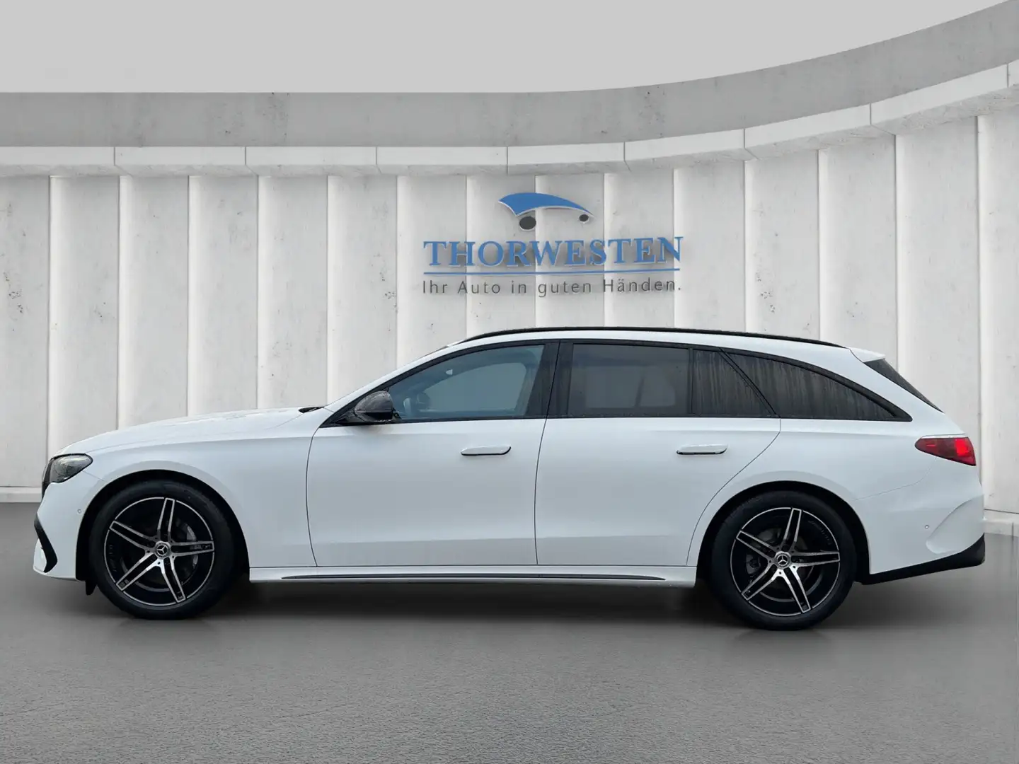 Mercedes-Benz E 220 E 220 d T AMG LINE Advanced AHK NIGHT WINTER White - 2