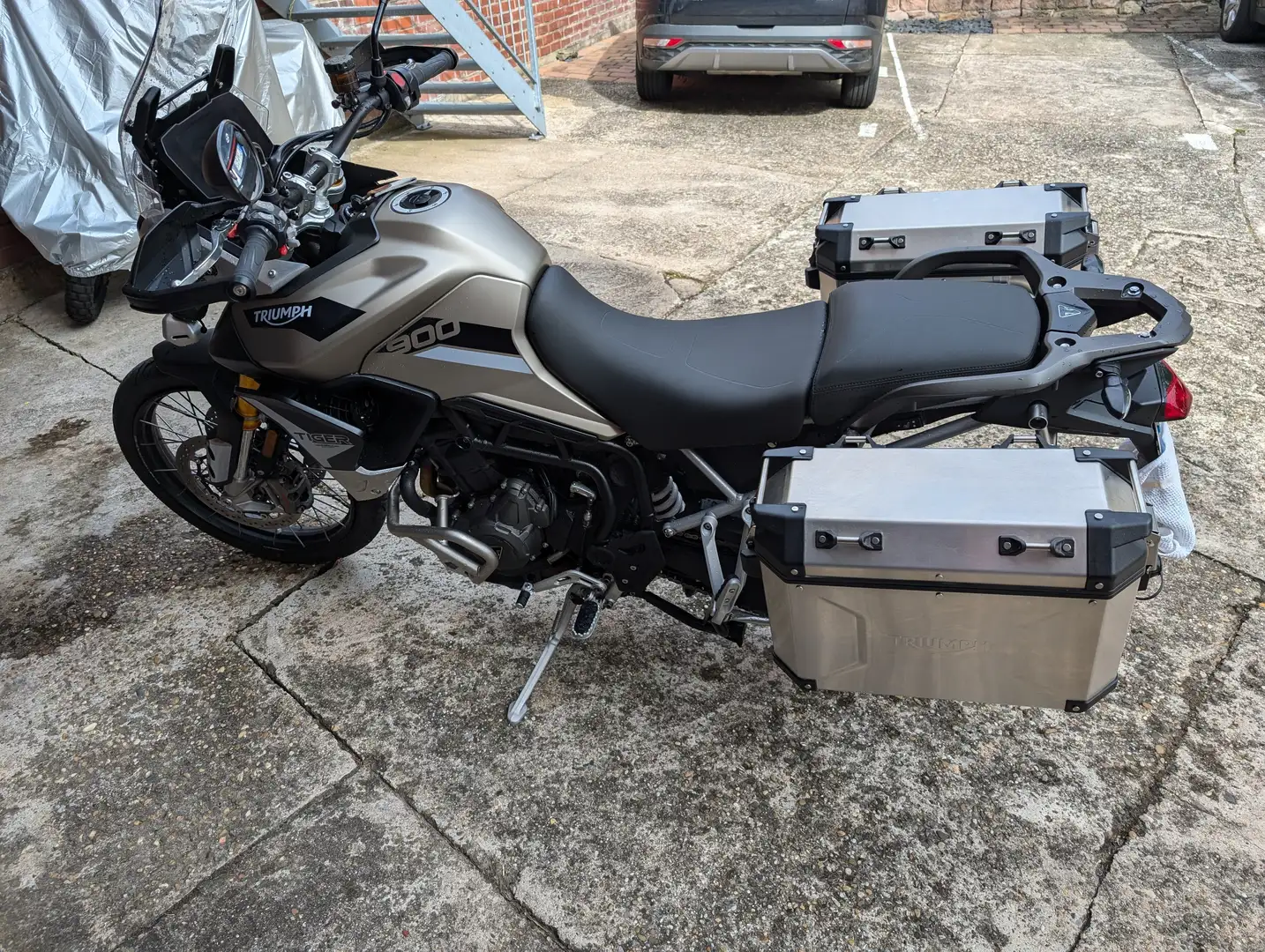 Triumph Tiger 900 Rally Pro - 2