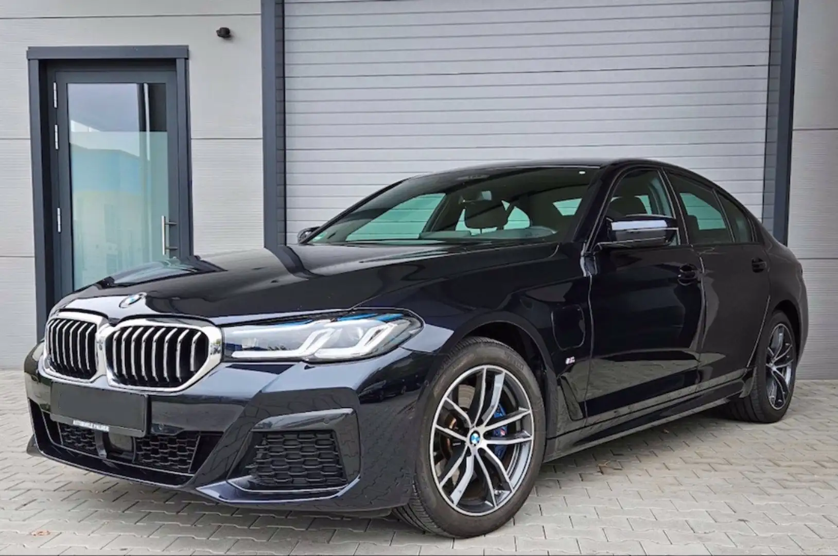 BMW 530 e M-Paket, Laser, HUD, ACC, Ledersitze - 2