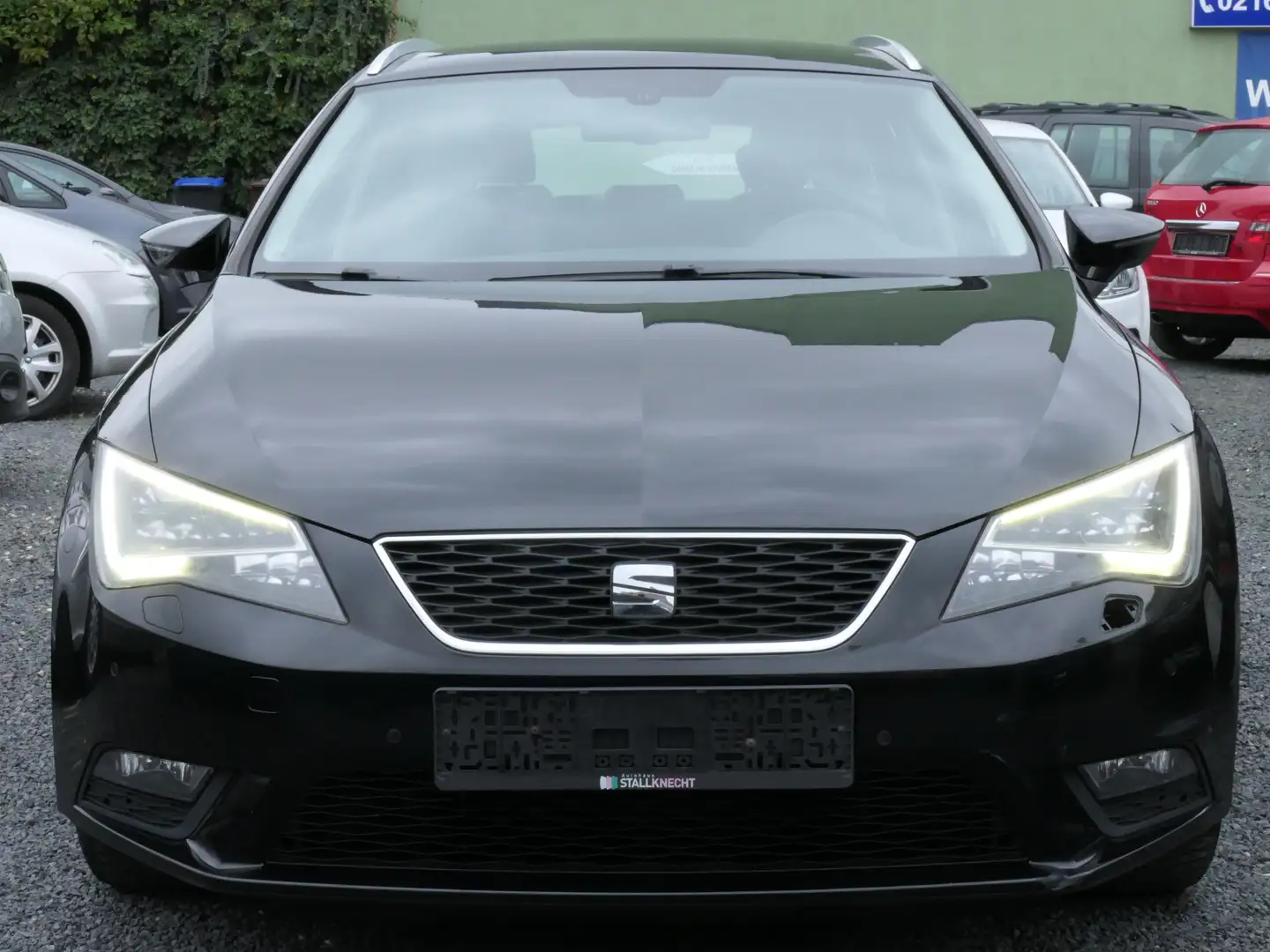 SEAT Leon ST 1.6 TDI 77kW Refere*Start&Stop*Navi*PDC Schwarz - 1