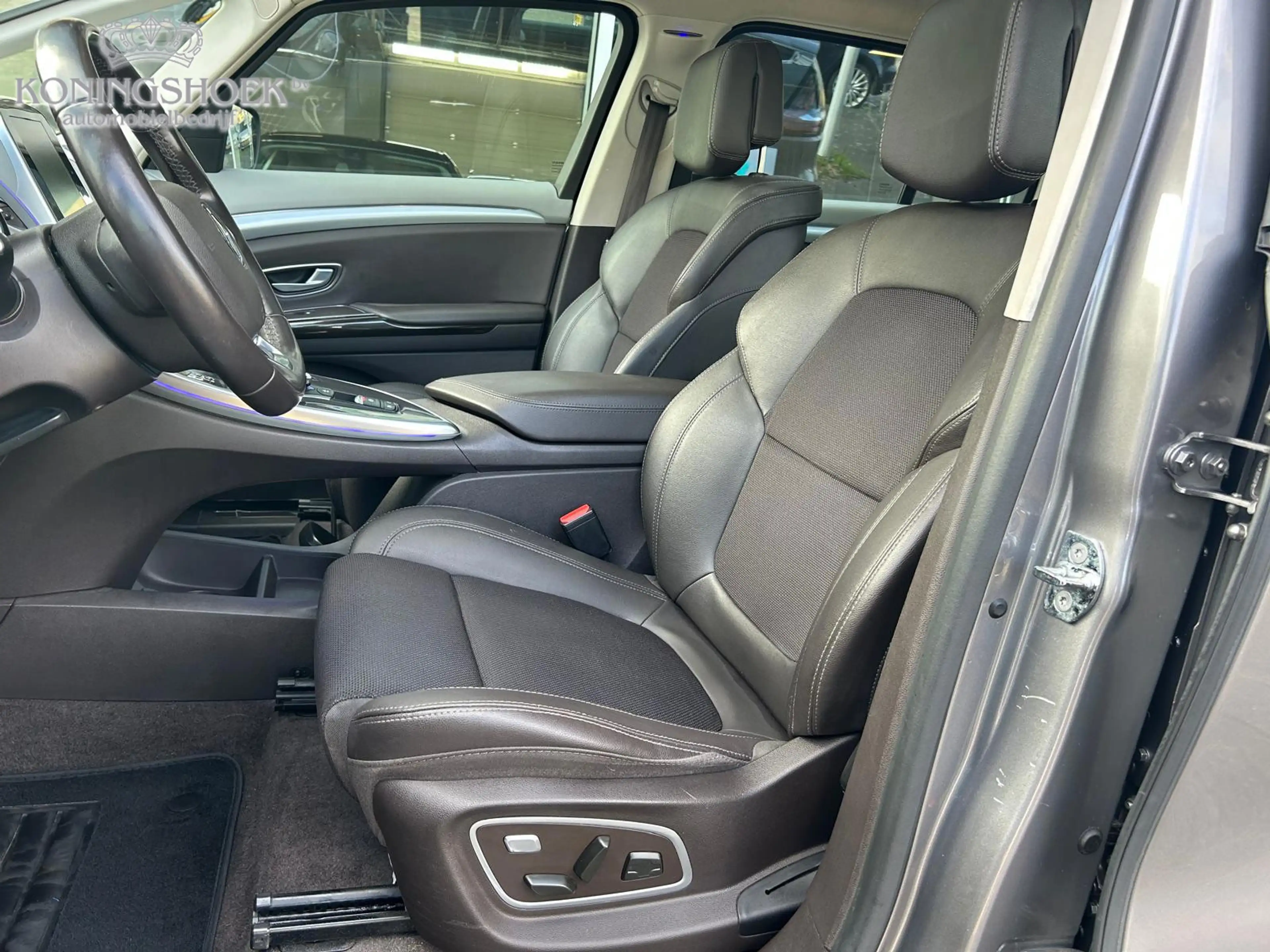 Renault Espace 1.6 TCe Dynamique 7p. — photo 13