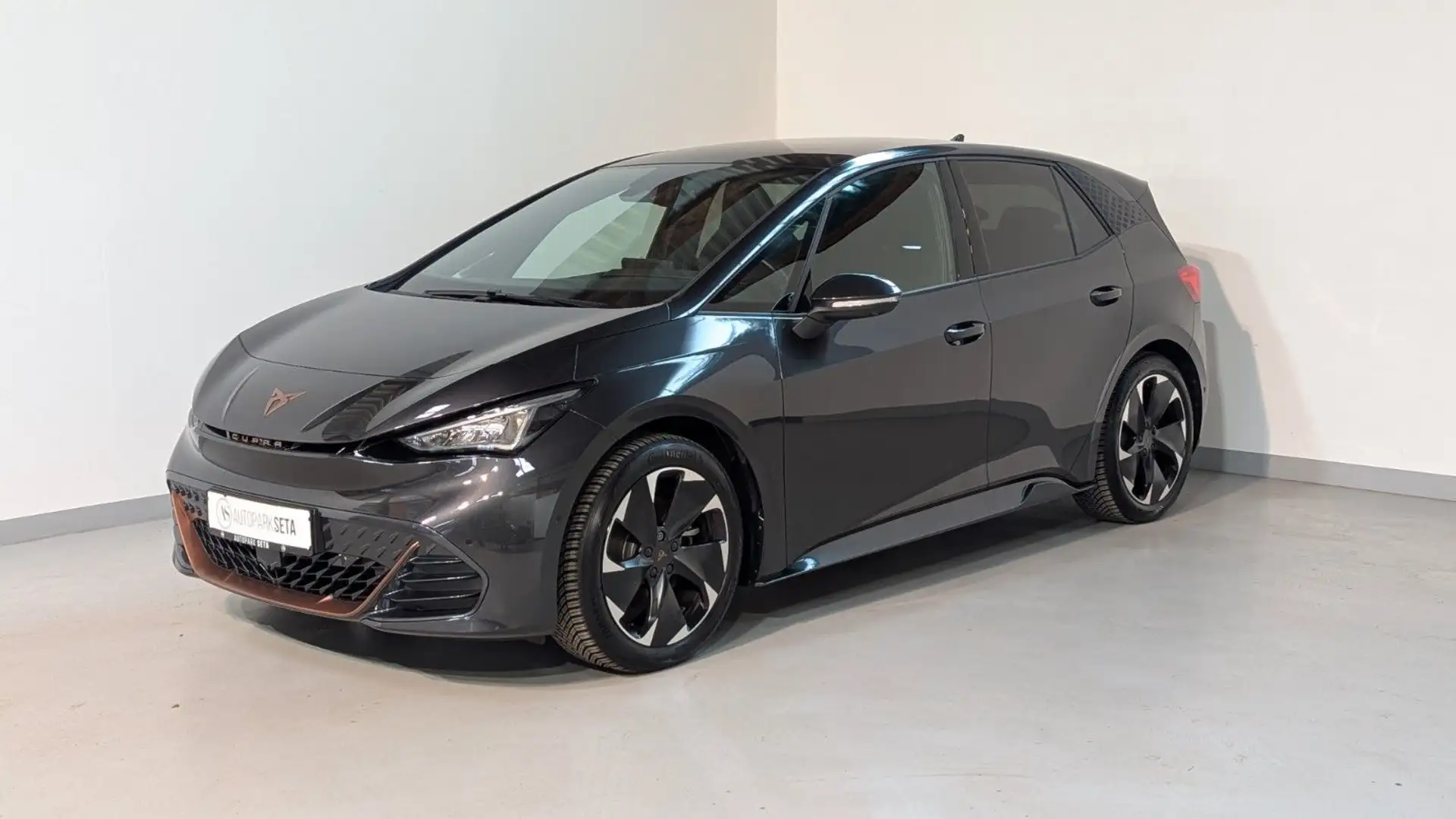CUPRA Born 150 kW 62kWh NAV*LED*SIDE*LANE*360° Grijs - 1