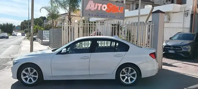 BMW 320 320d xdrive Attiva 184 cv