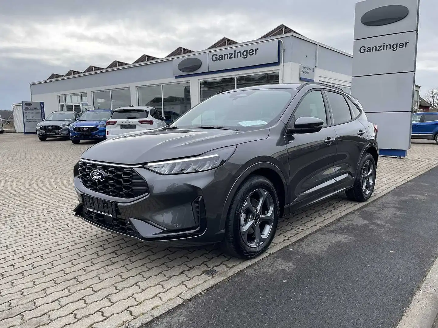 Ford Kuga ST-LINE Automatik, NP 48.740+5 JAHRE GARANTIE+LELE Gris - 1