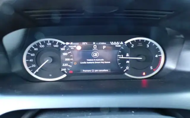 Land Rover Discovery Sport view 15