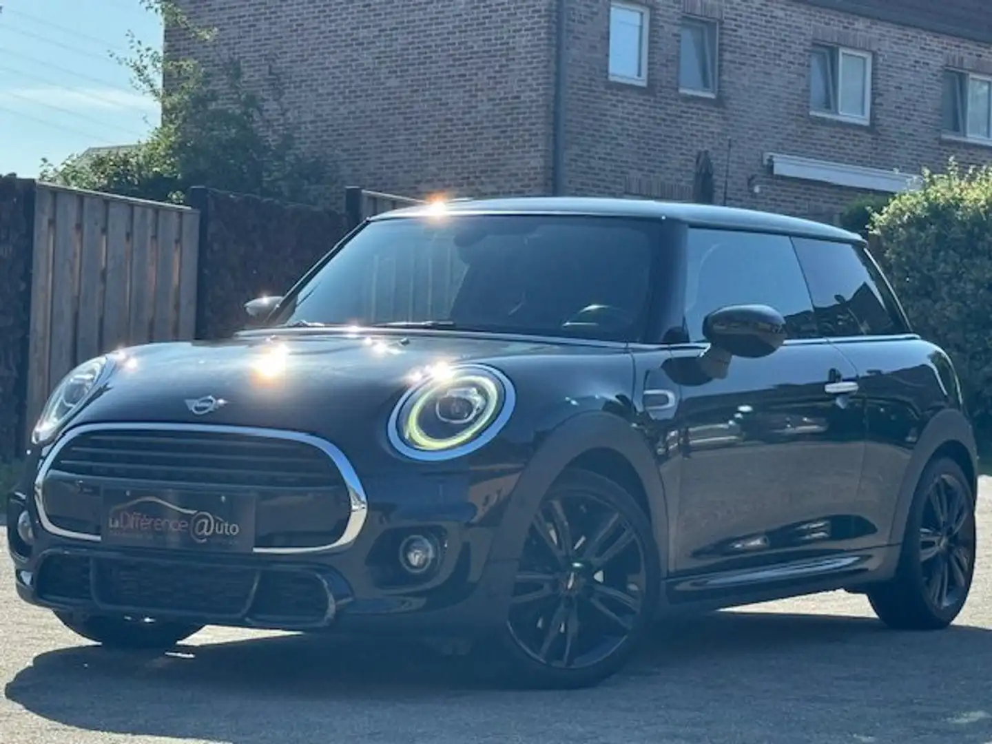 MINI Cooper 1.5A - Full Pack JCW - Clim - Alcantara - GPS - JA Zwart - 1