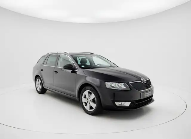 Skoda Octavia 1.6 TDI GREENLINE. PDC, NAVI, CRUISE, STOELVW.