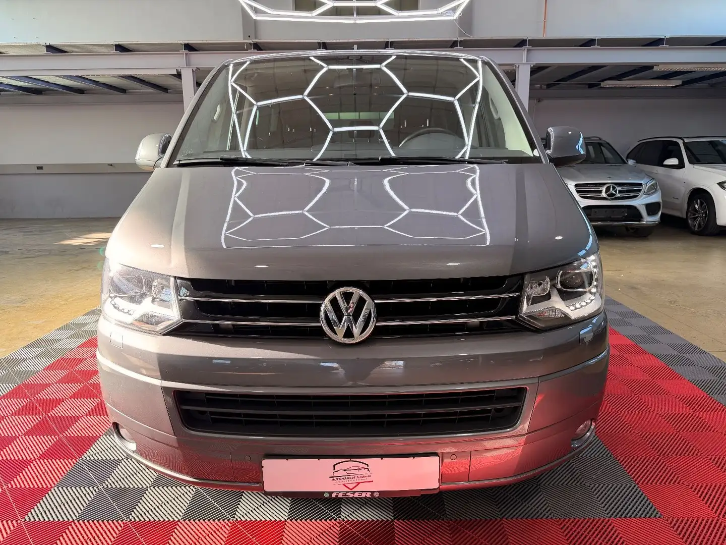 Volkswagen T5 Multivan Comfortline Schiebedach Standhzg AHK Grau - 2