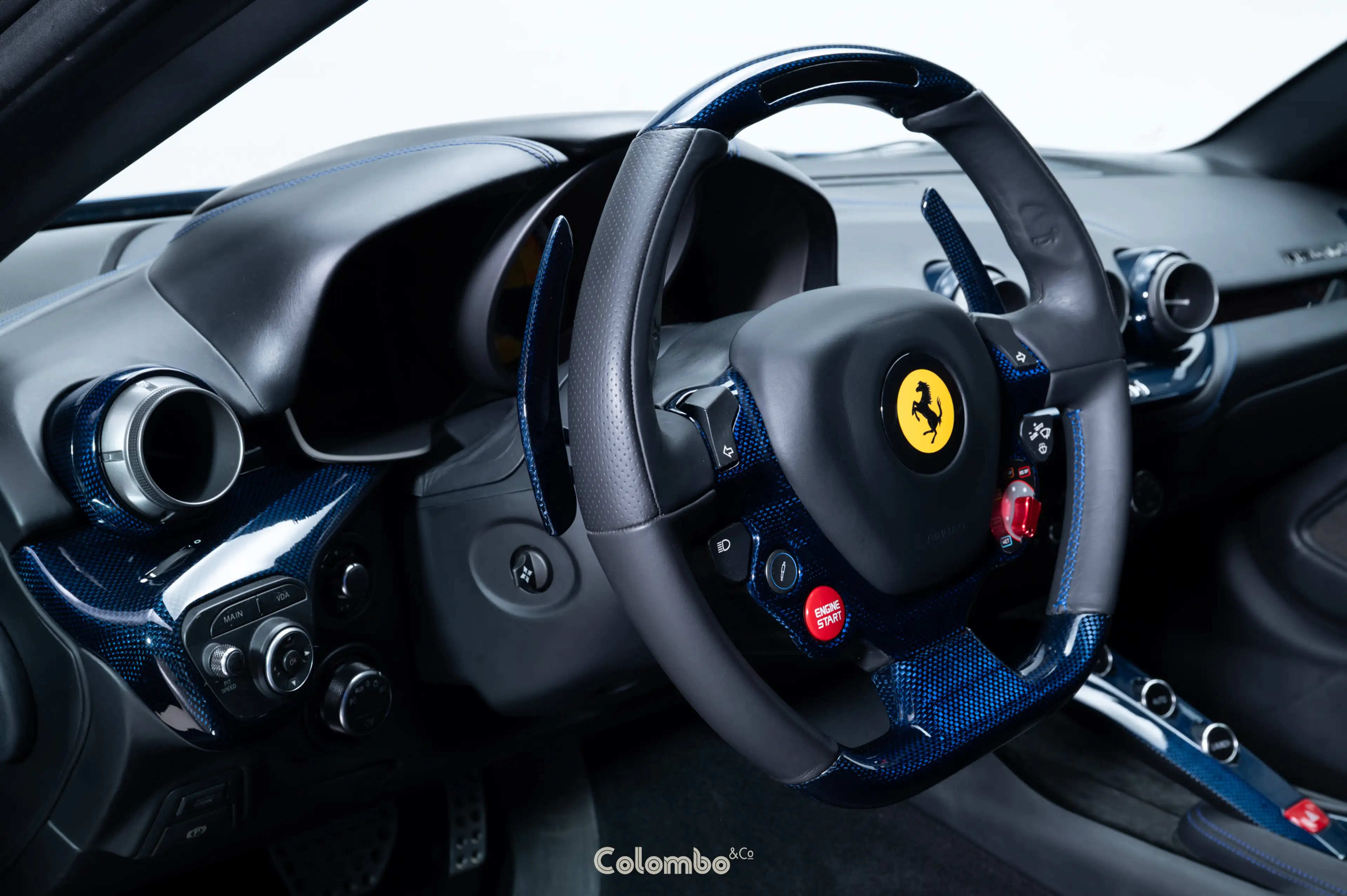 Ferrari F12 Tailor made - Blue Carbon interior trim — photo 8