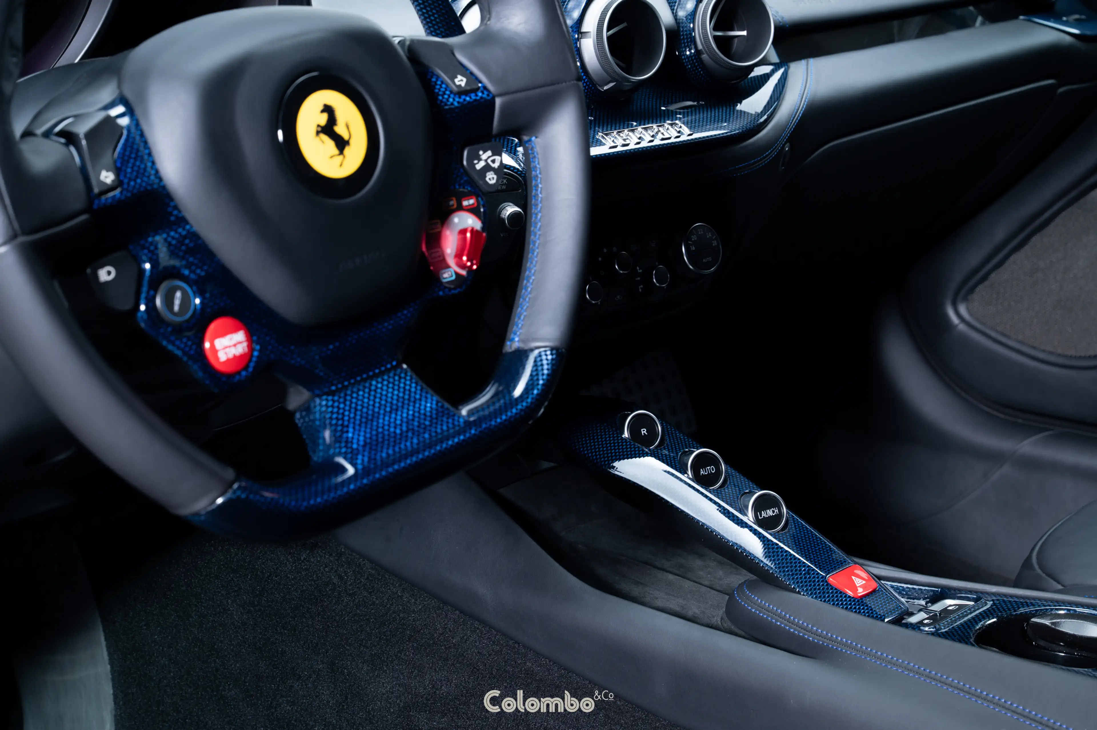 Ferrari F12 Tailor made - Blue Carbon interior trim — photo 10