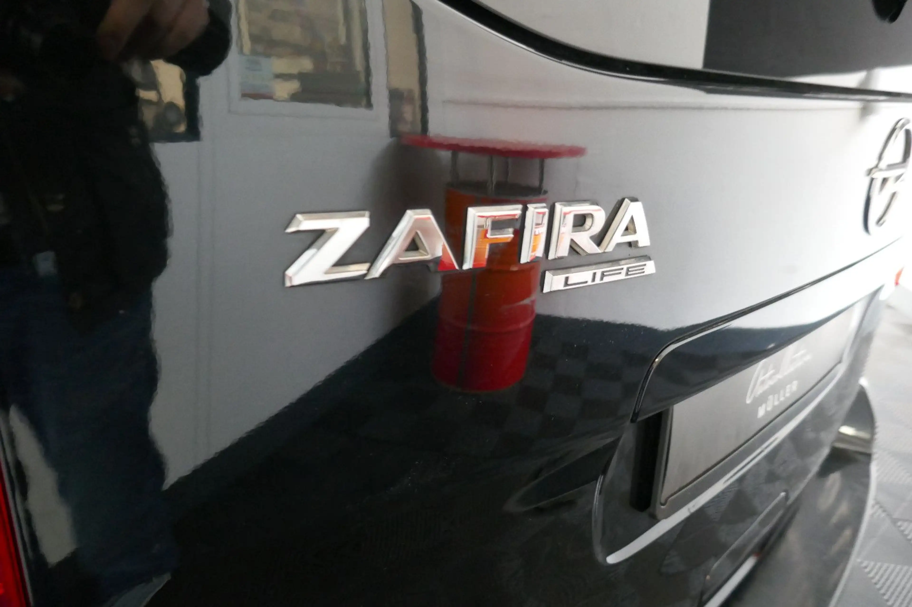 Opel Zafira Life Tourer M *LEDER*NAV*AHK*7Sitzer* — photo 4