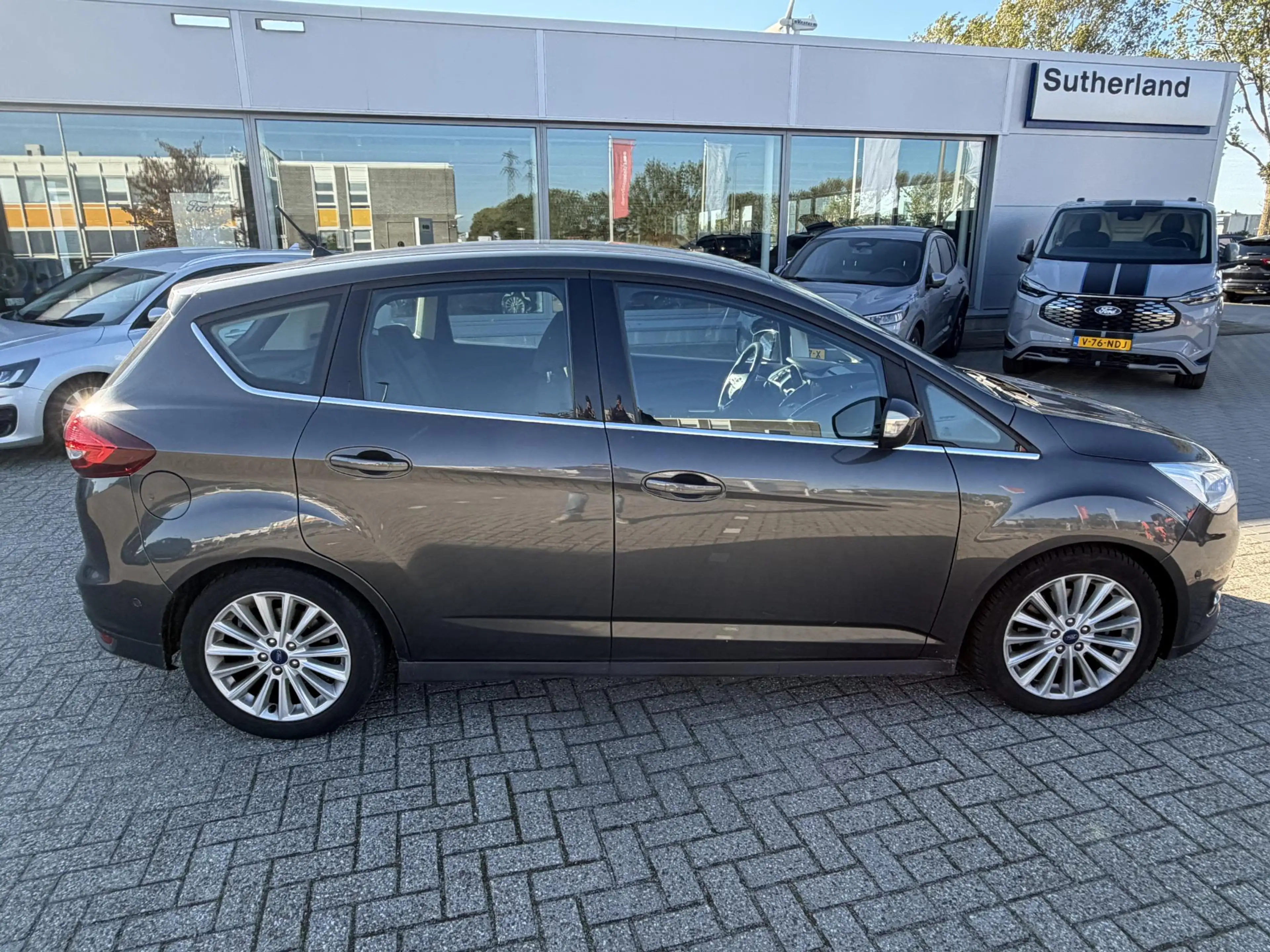 Ford C-Max 1.5 Titanium Trekhaak | Navigatie | Cruise control — photo 8