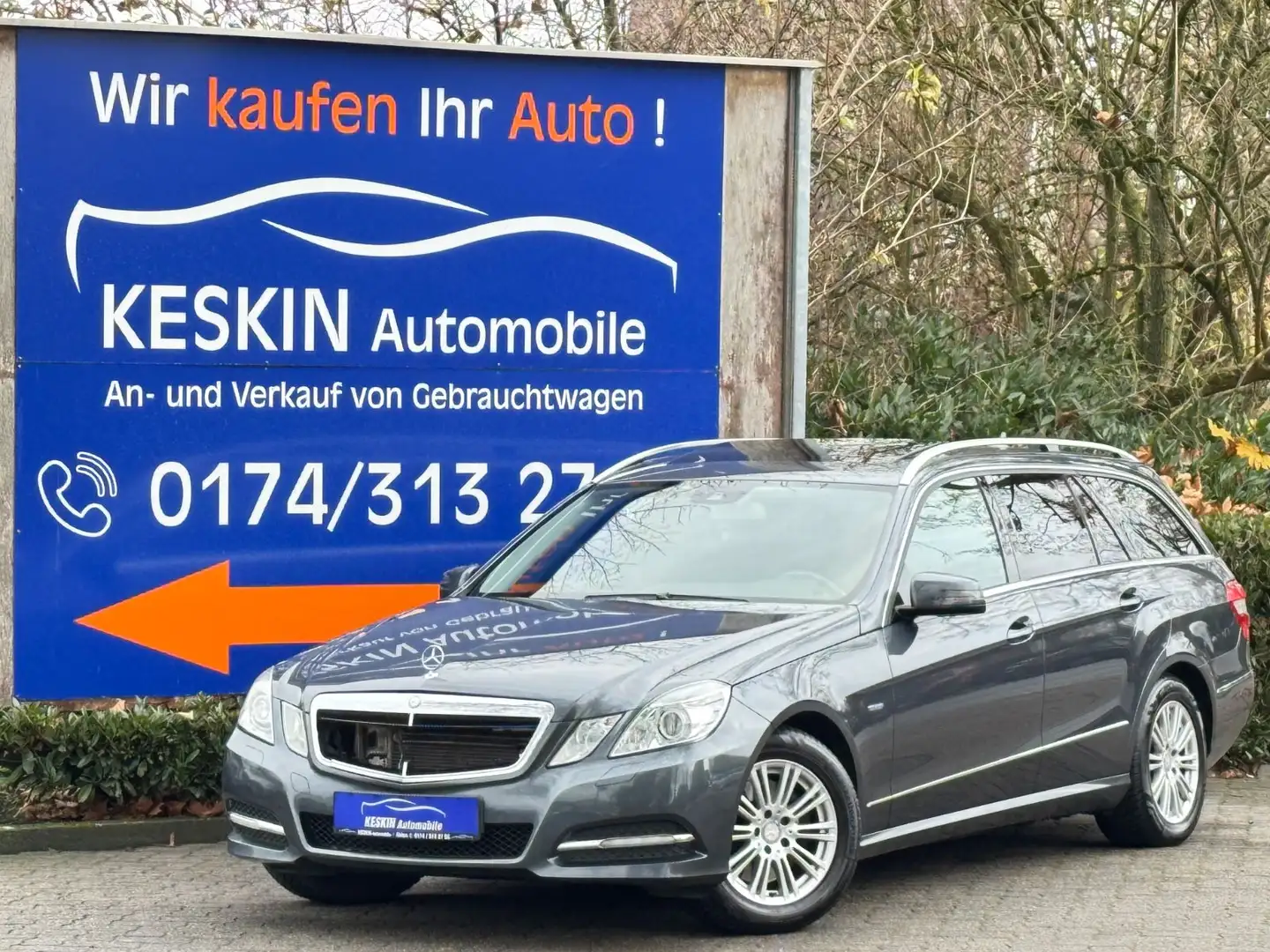 Mercedes-Benz E 350 CDI*SCHIEBEDACH*XENON*TEILLEDER*NAVI* Grau - 1
