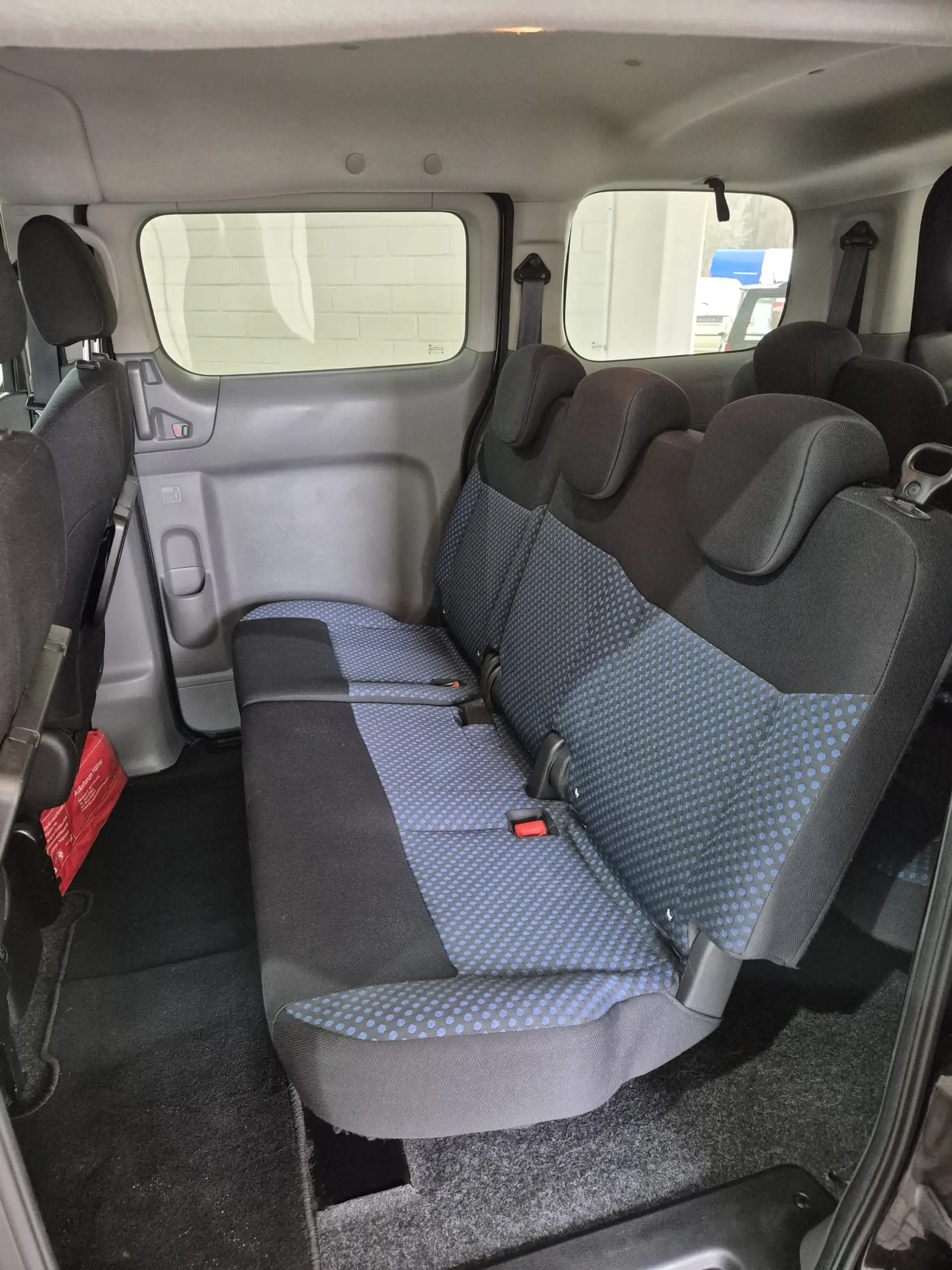 Nissan Evalia Evalia Tekna *7-Sitzer* — photo 14