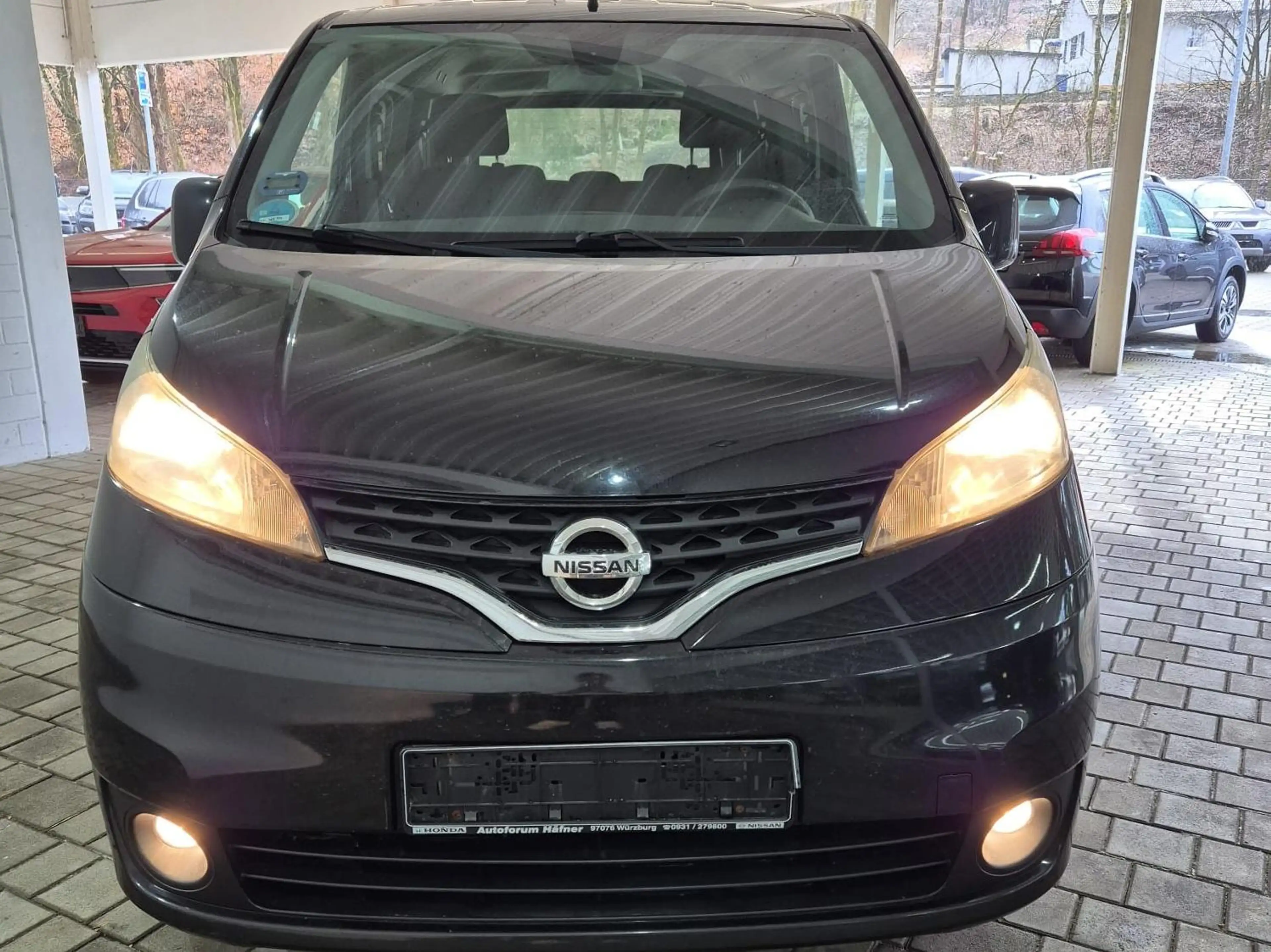 Nissan Evalia Evalia Tekna *7-Sitzer* — photo 2