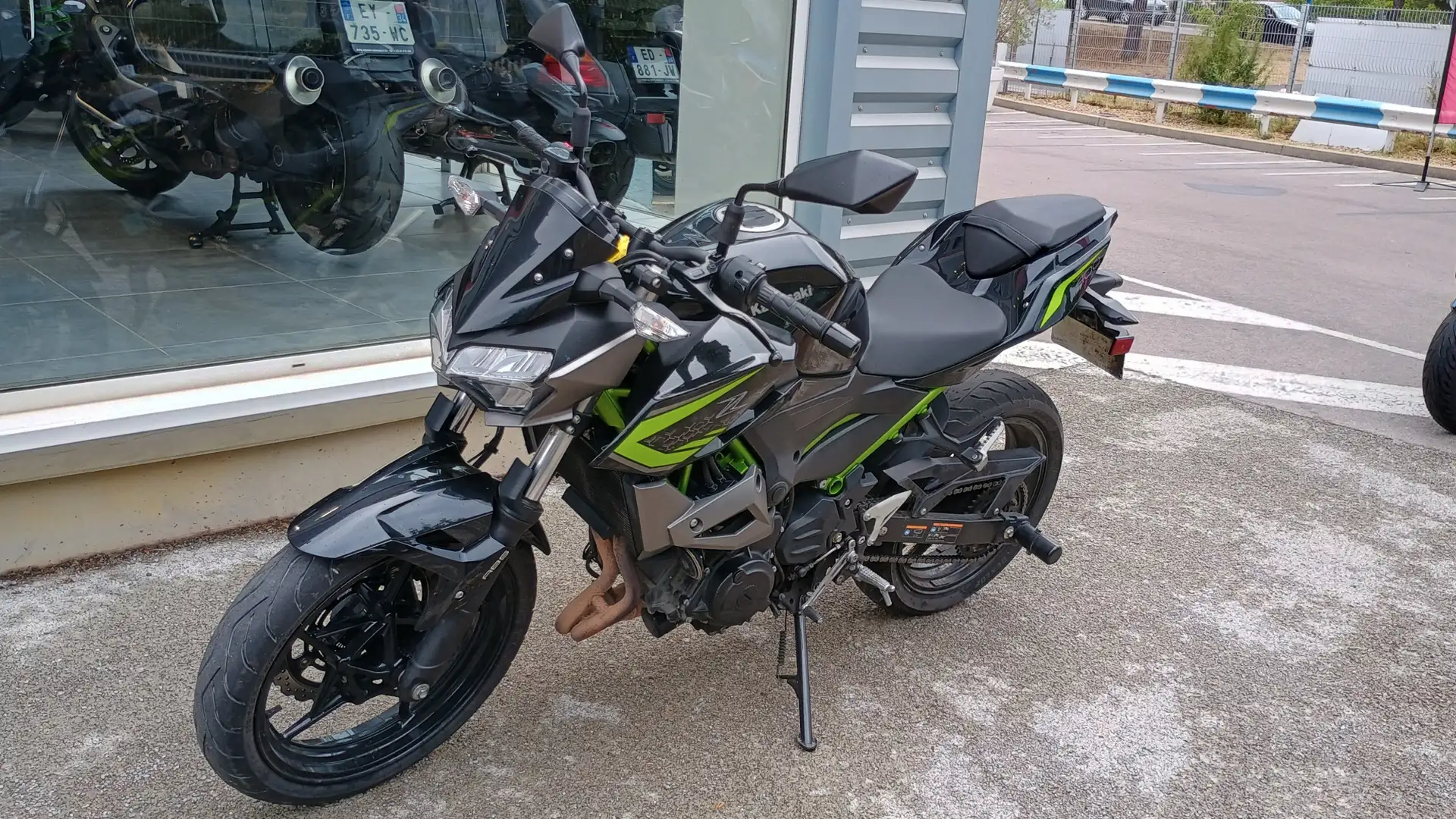 Kawasaki Z 400 Noir - 1