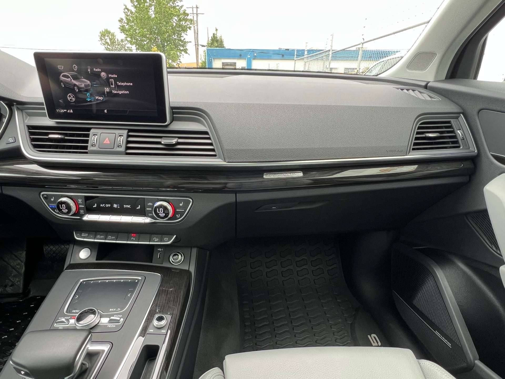 2019 Audi Q5 Prestige Quattro | Low KM | Panoramic roof thumb 23