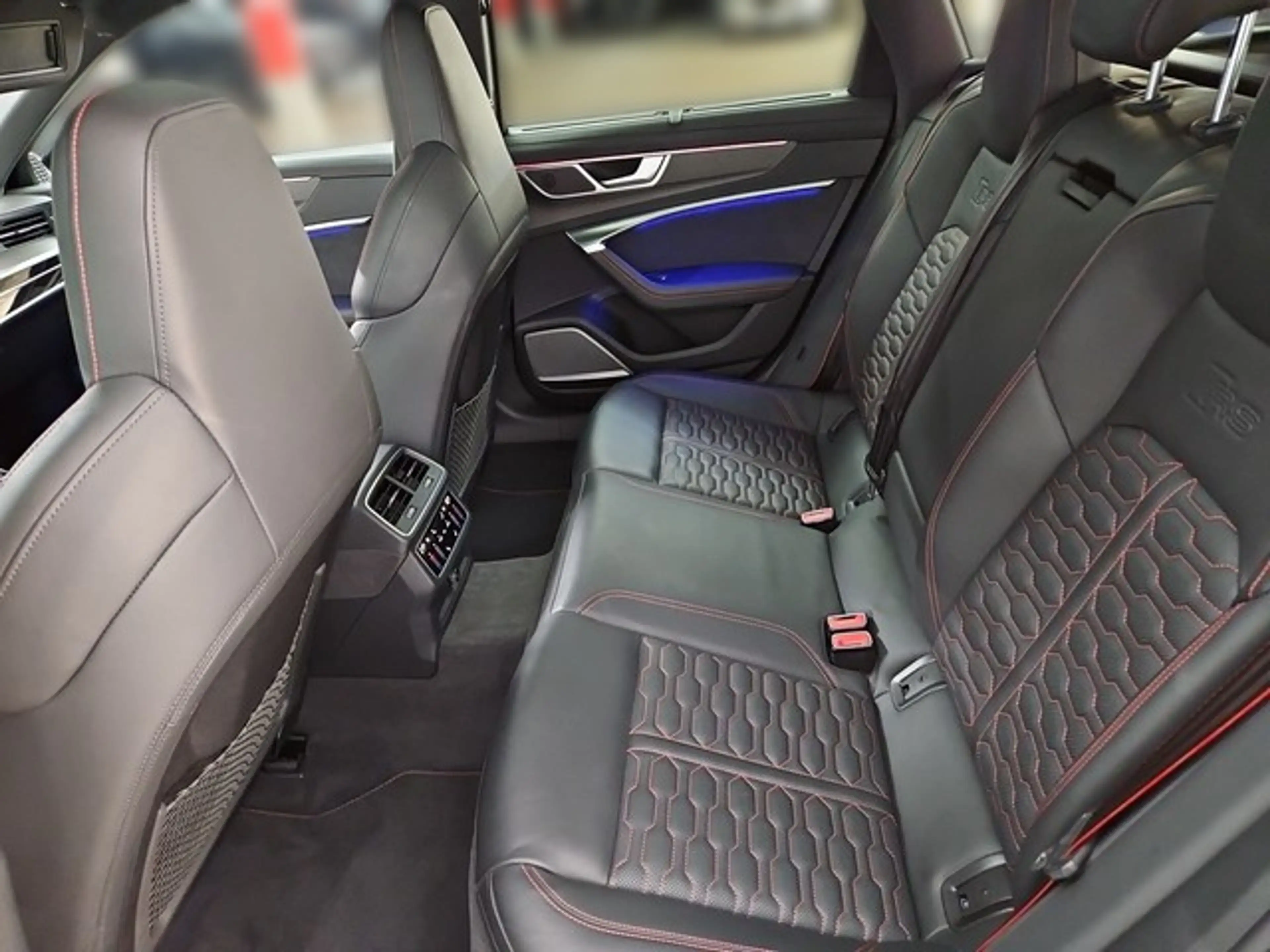 Audi RS6 RS 6 Avant MATRIX LED LEDER PANO KAMERA HEAD UP... — photo 11