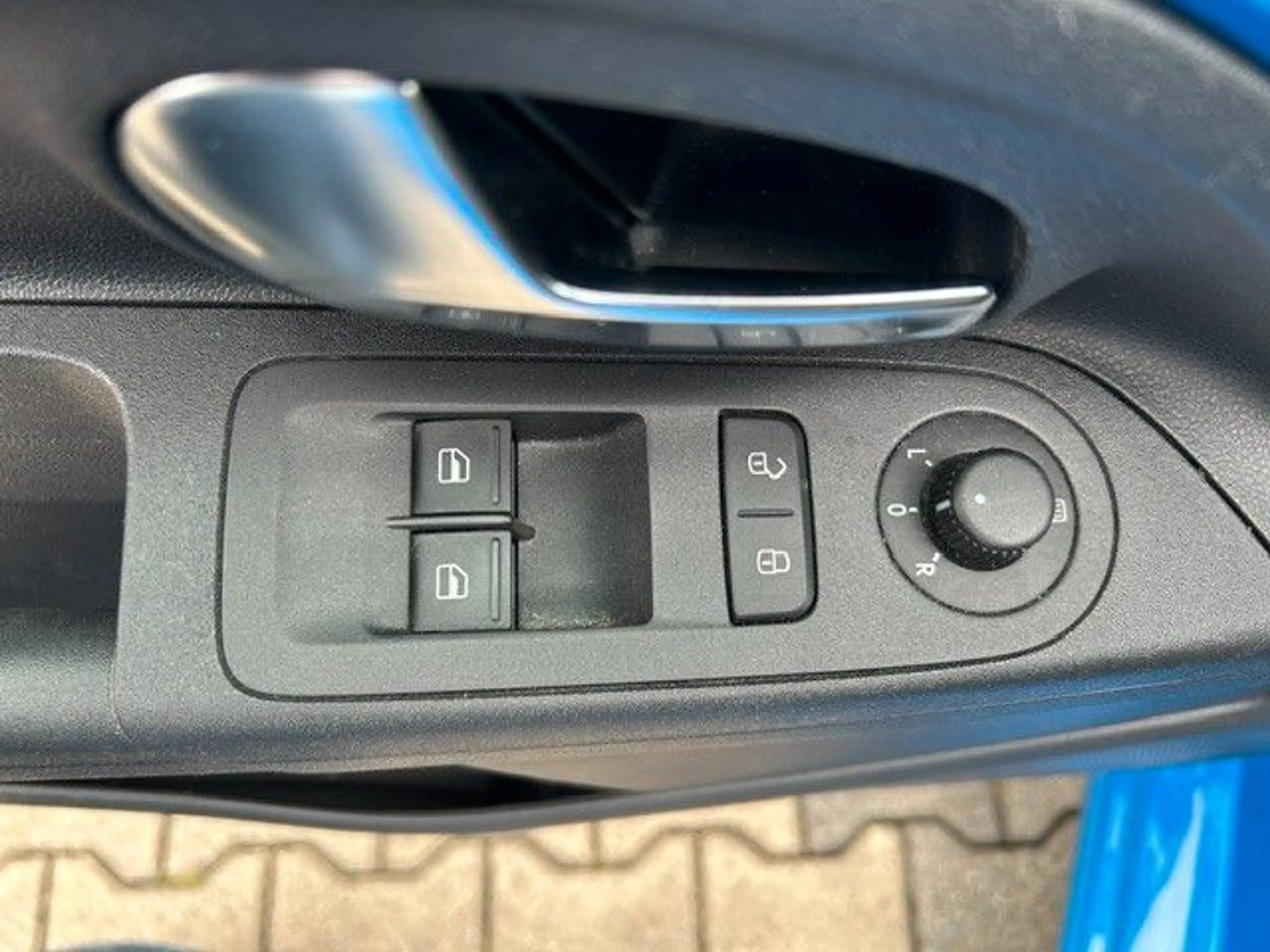 Volkswagen up! move up! — photo 11