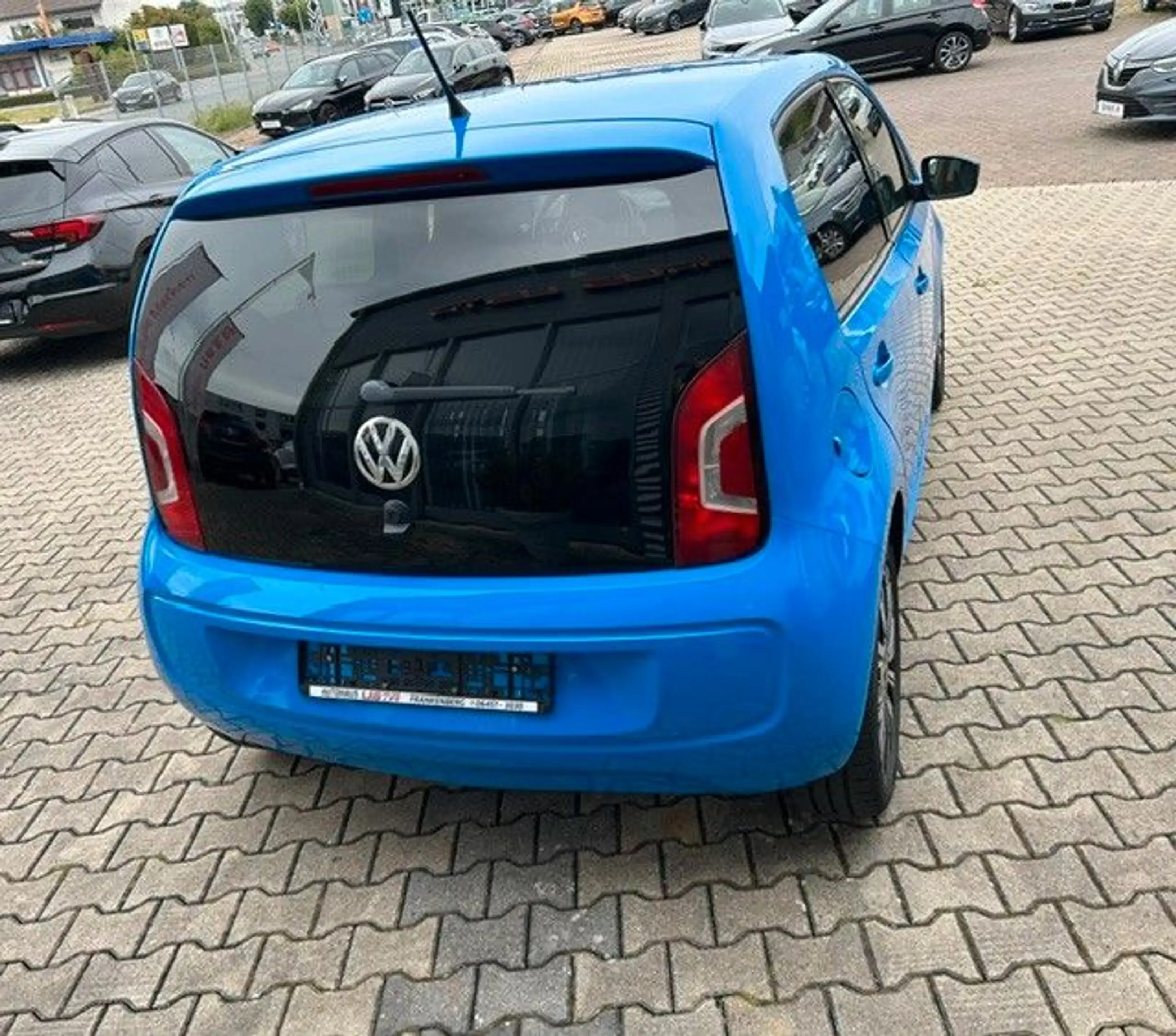 Volkswagen up! move up! — photo 8