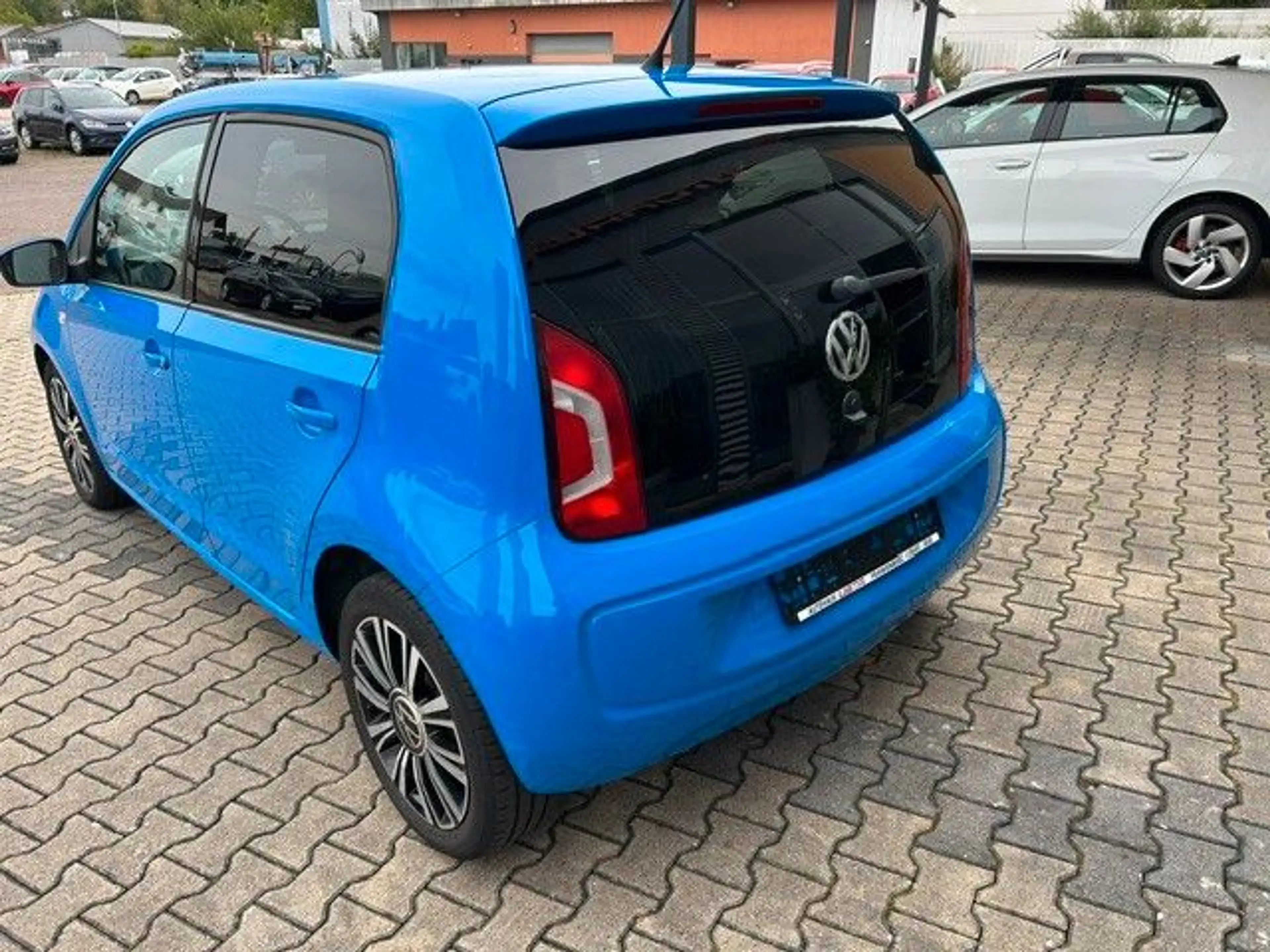 Volkswagen up! move up! — photo 7