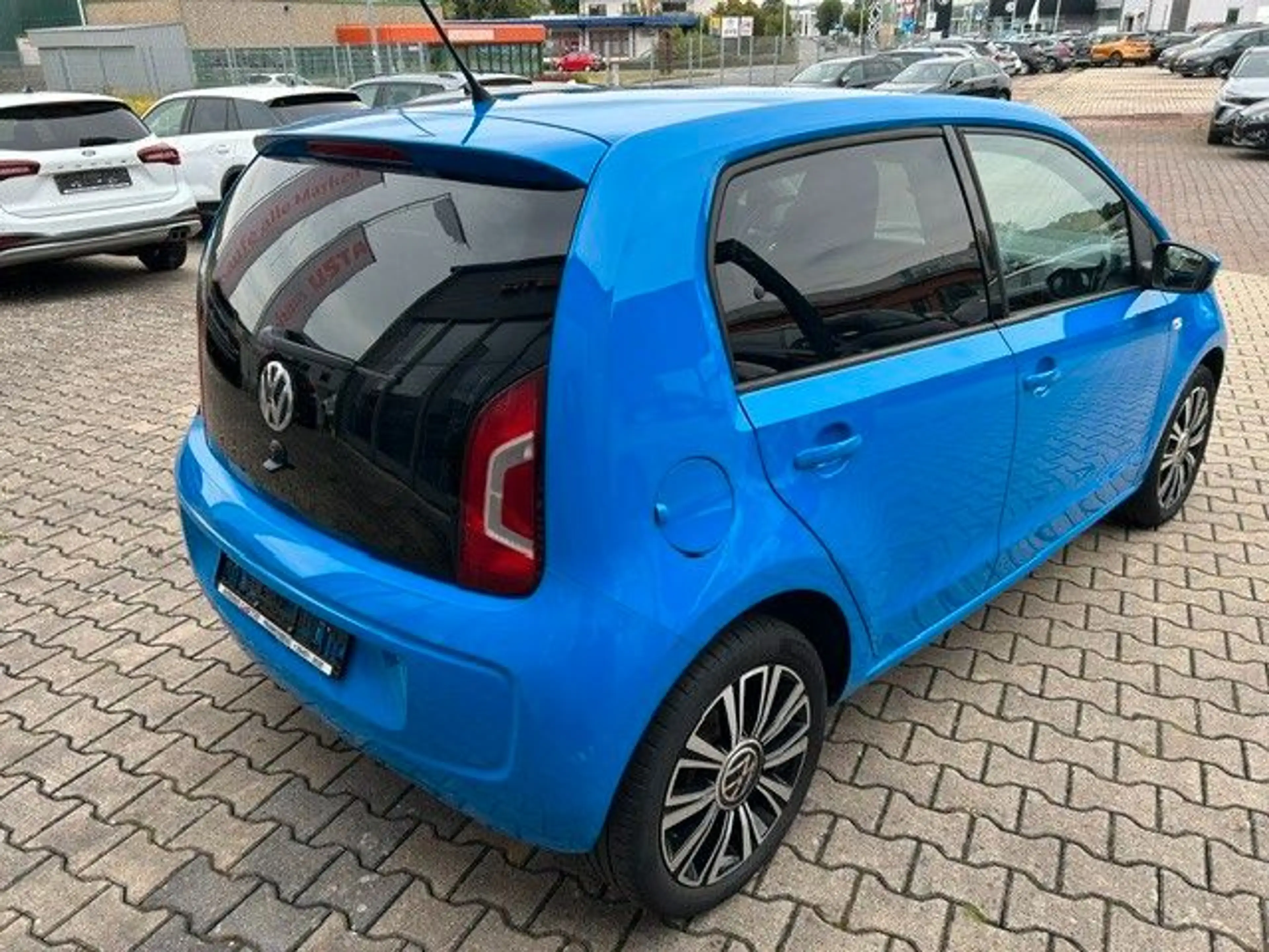 Volkswagen up! move up! — photo 9