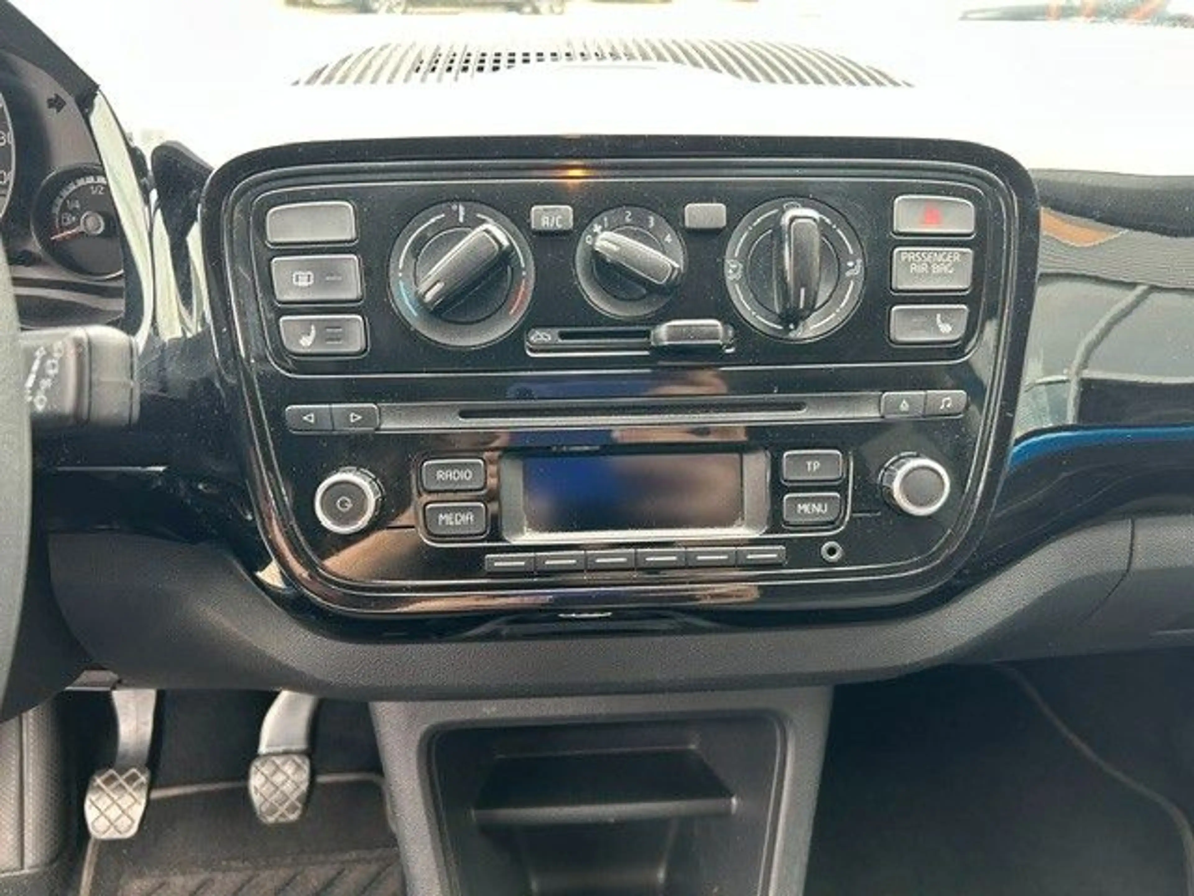 Volkswagen up! move up! — photo 14