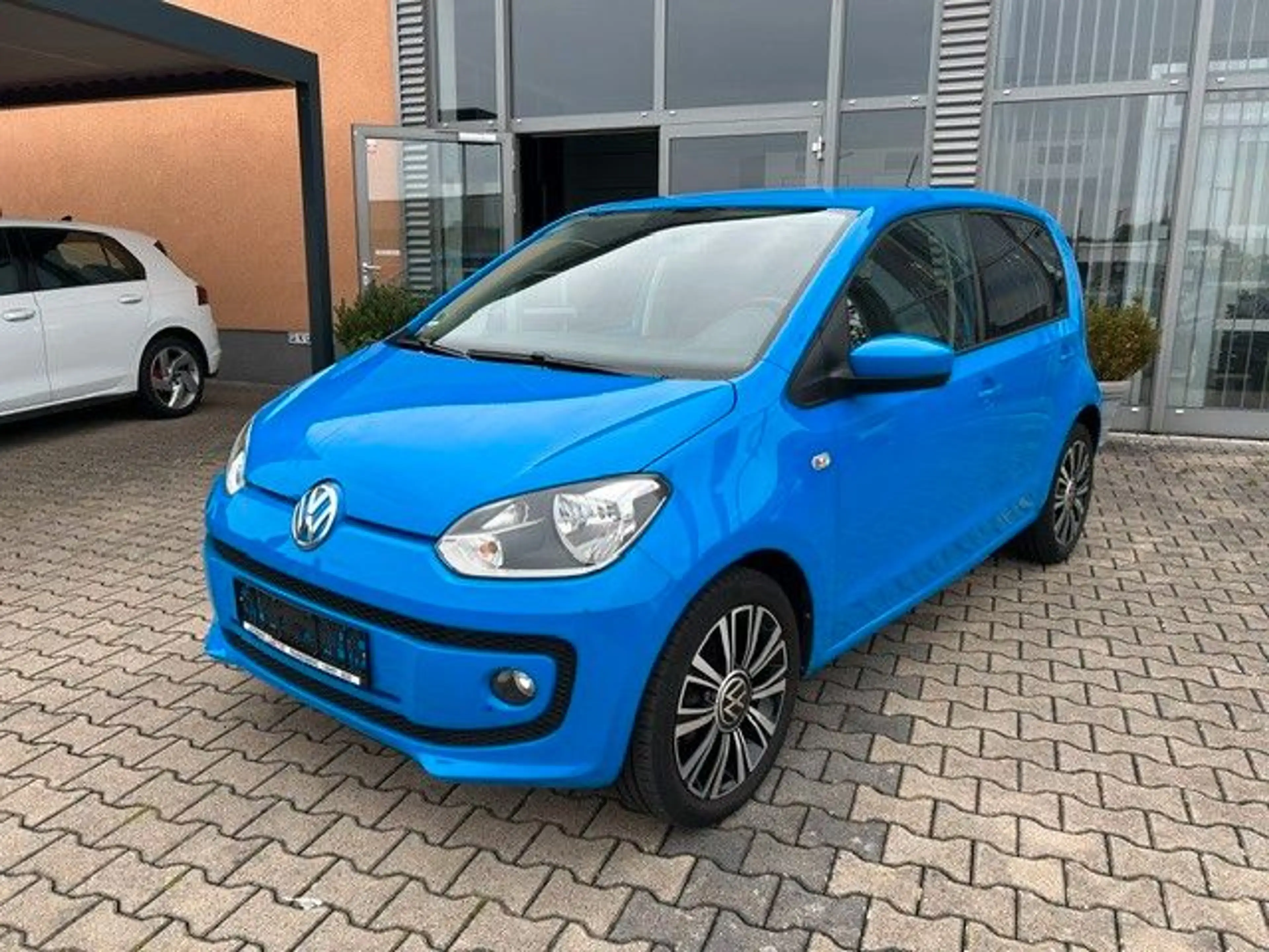 Volkswagen up! move up! — photo 2