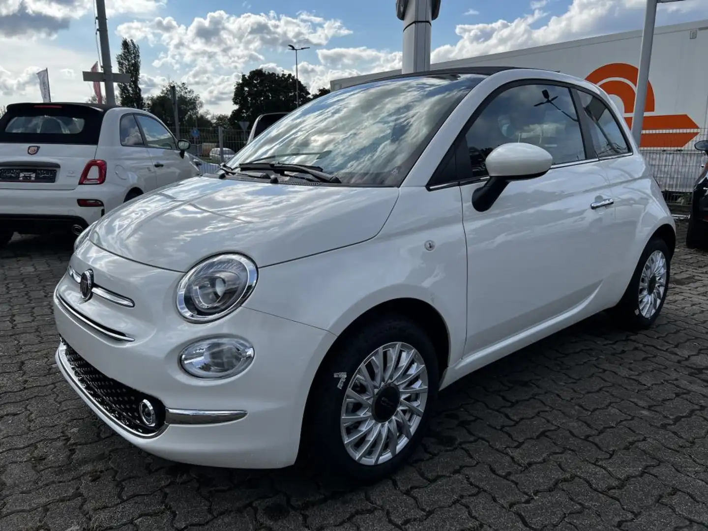 Fiat 500 C 1.0 GSE Hybrid Dolcevita Weiß - 1