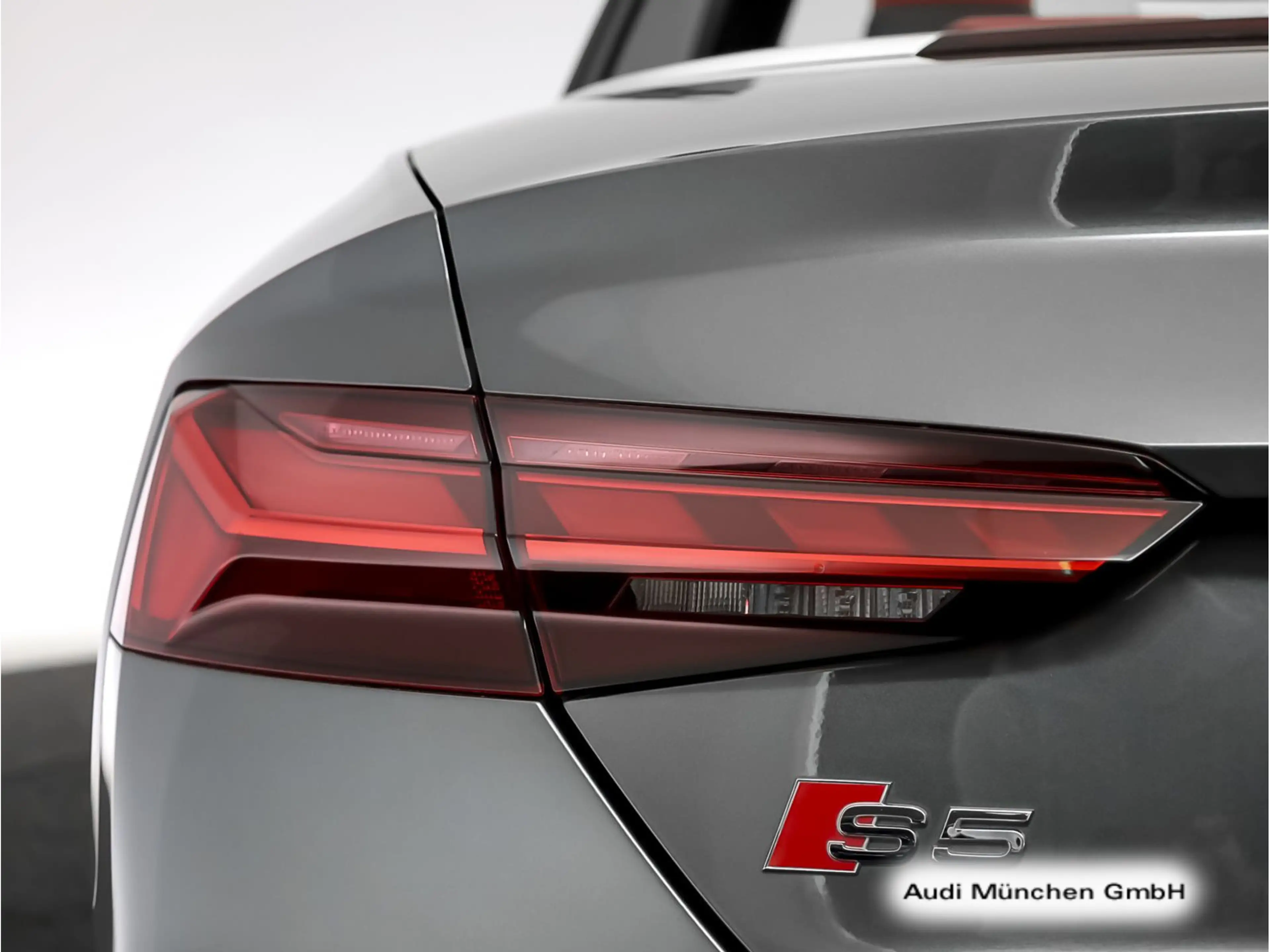 Audi S5 TFSI qu. Massage — photo 11