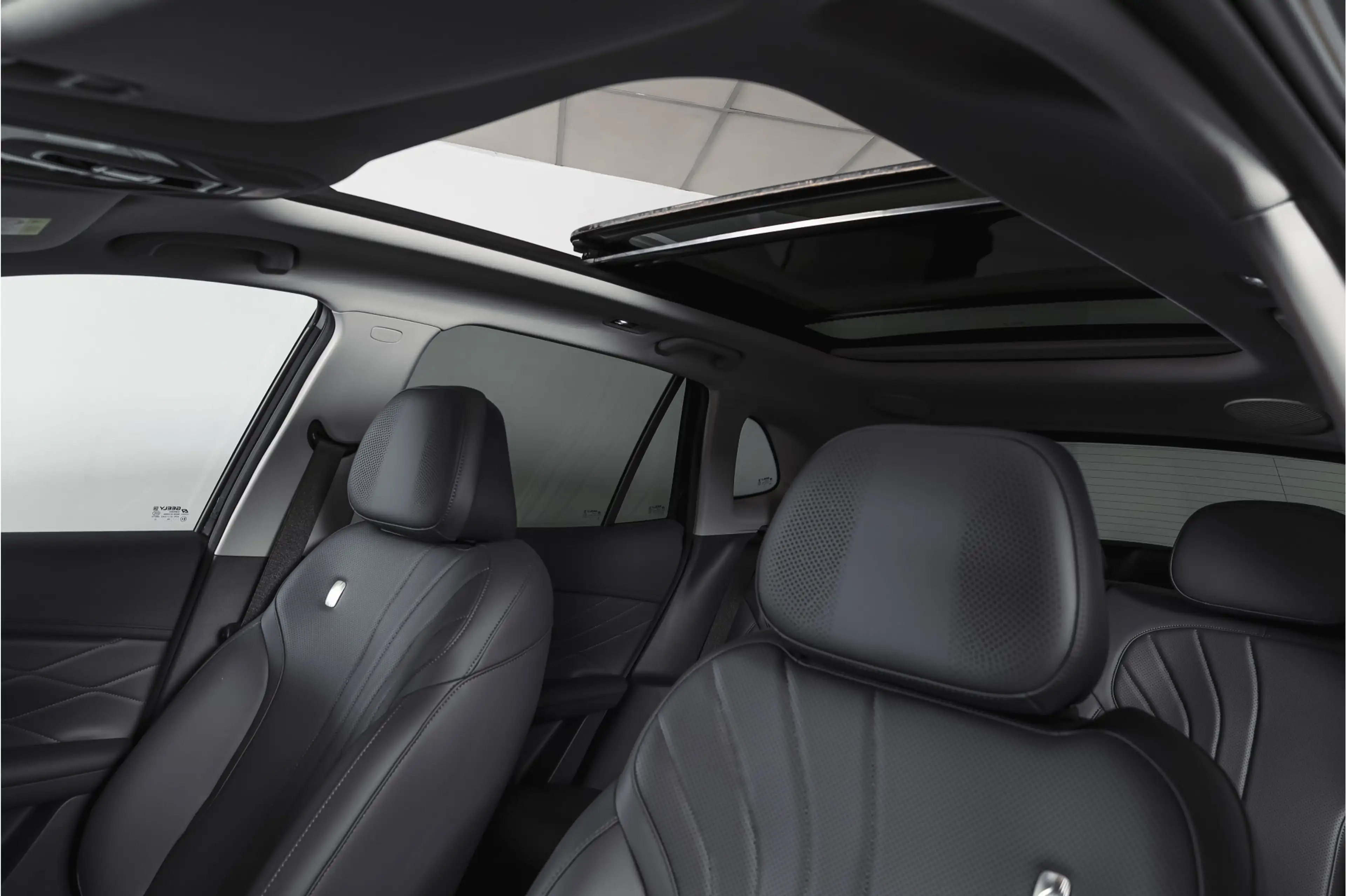 Geely Starray EM-i 1.5 Max+ | S/K-Panodak | 360 Camera | NAV+App. Con — photo 7